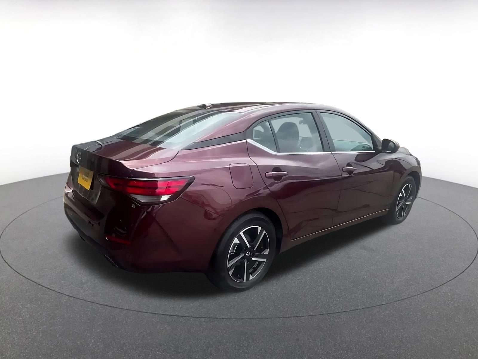 2025 Nissan Sentra SV - Photo 13