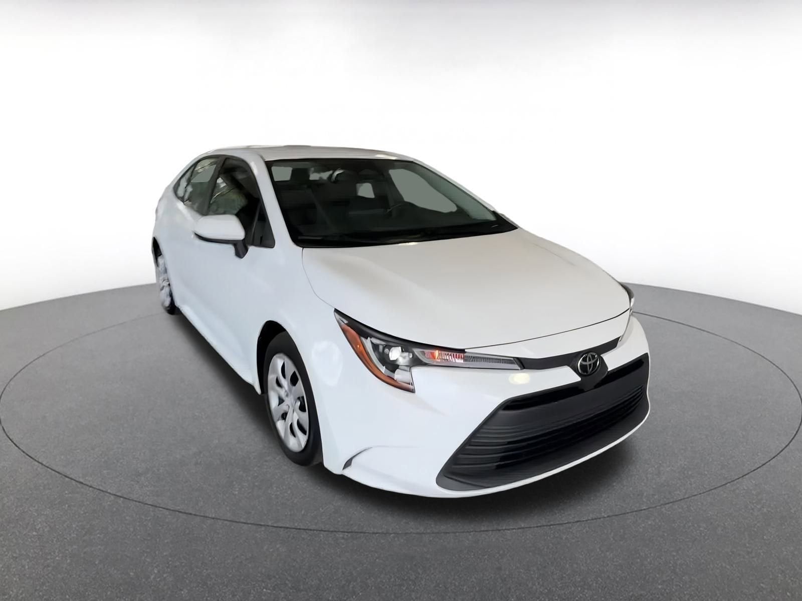Thumbnail: 2023 Toyota Corolla - 3