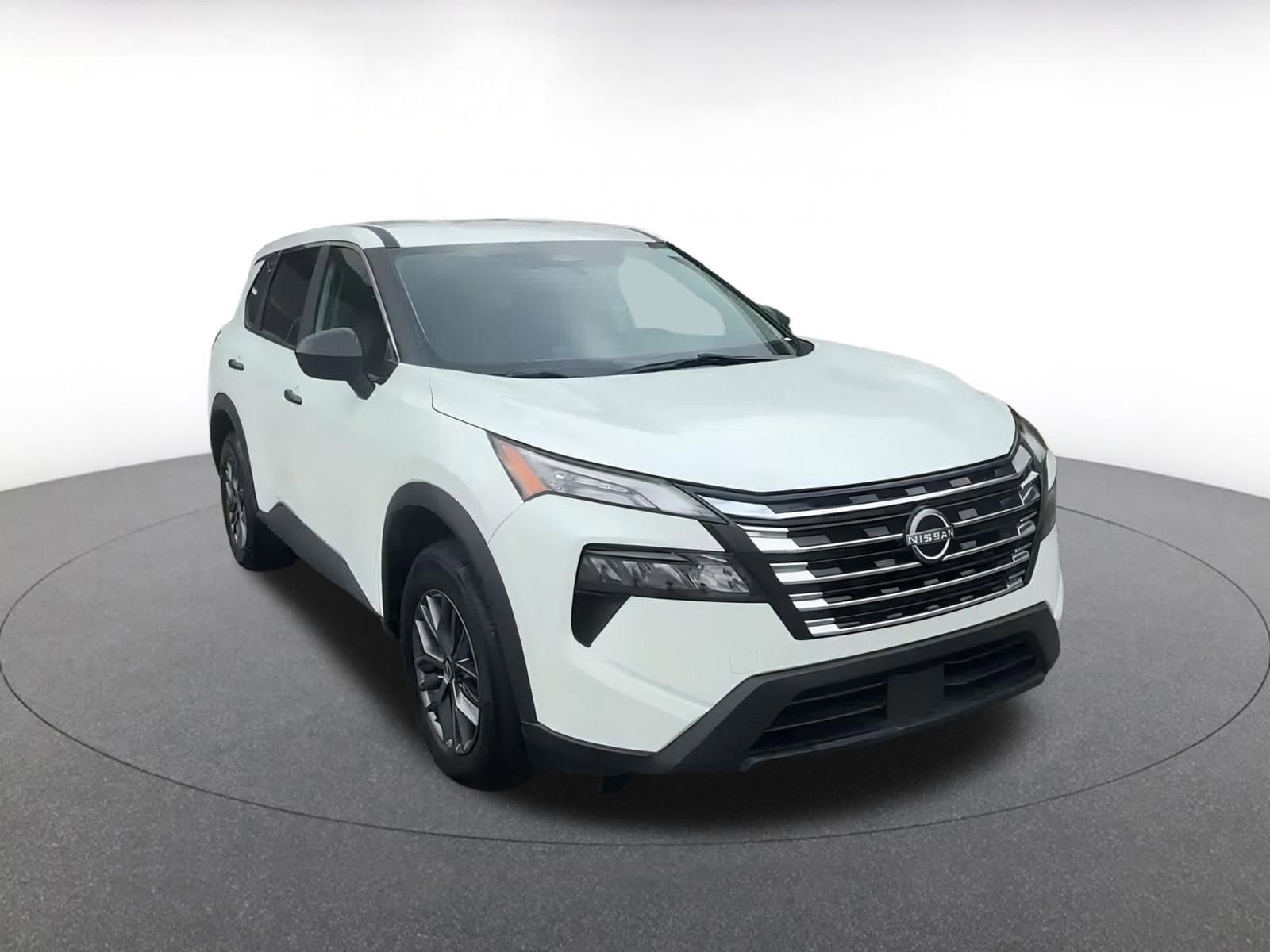 2024 Nissan Rogue S 3