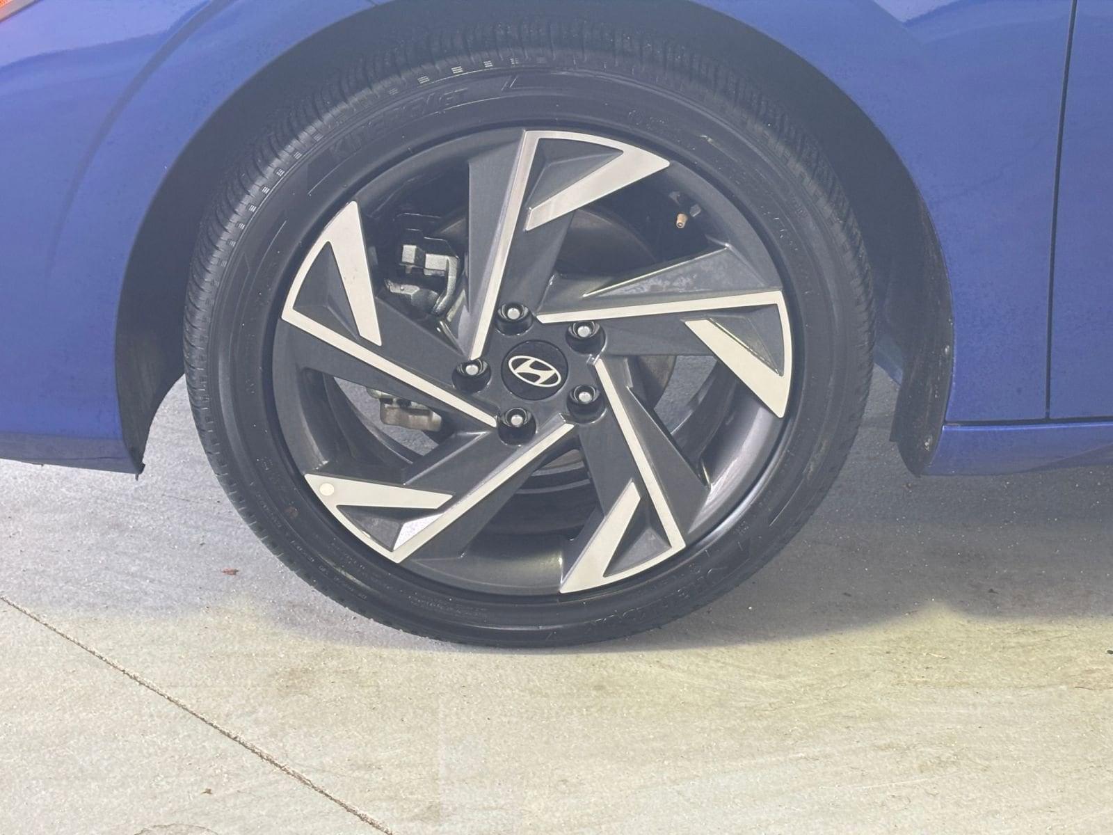 Thumbnail: 2025 Hyundai Elantra - 33