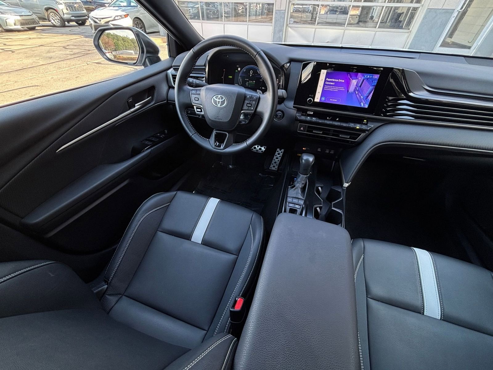 Thumbnail: 2025 Toyota Camry - 34