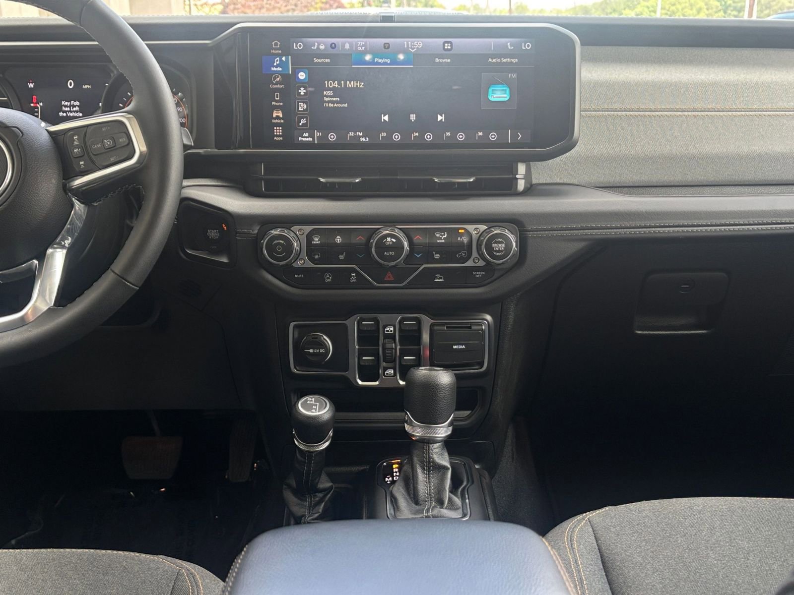 Thumbnail: 2025 Jeep Wrangler - 17