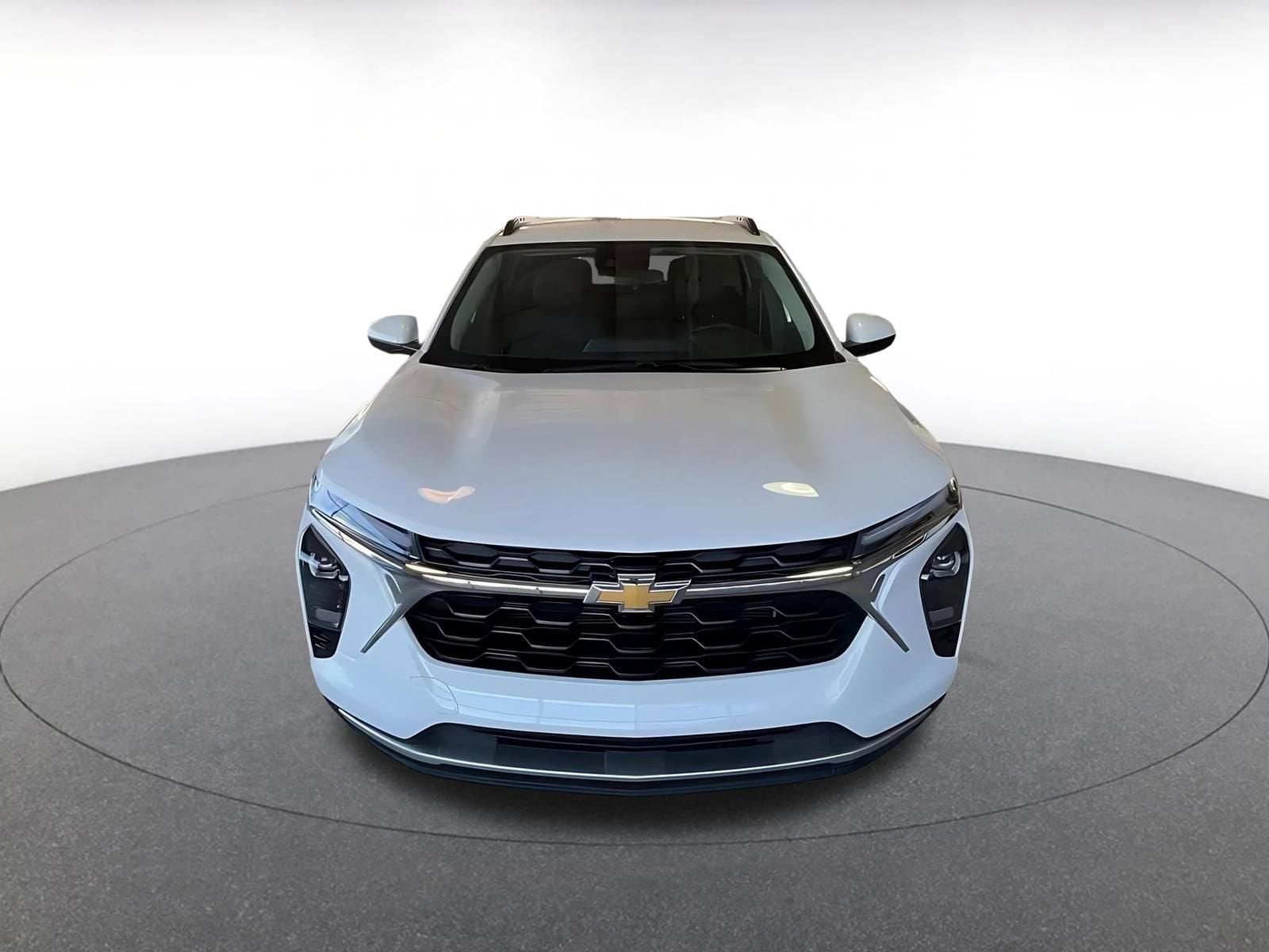 Thumbnail: 2025 Chevrolet Trax - 5