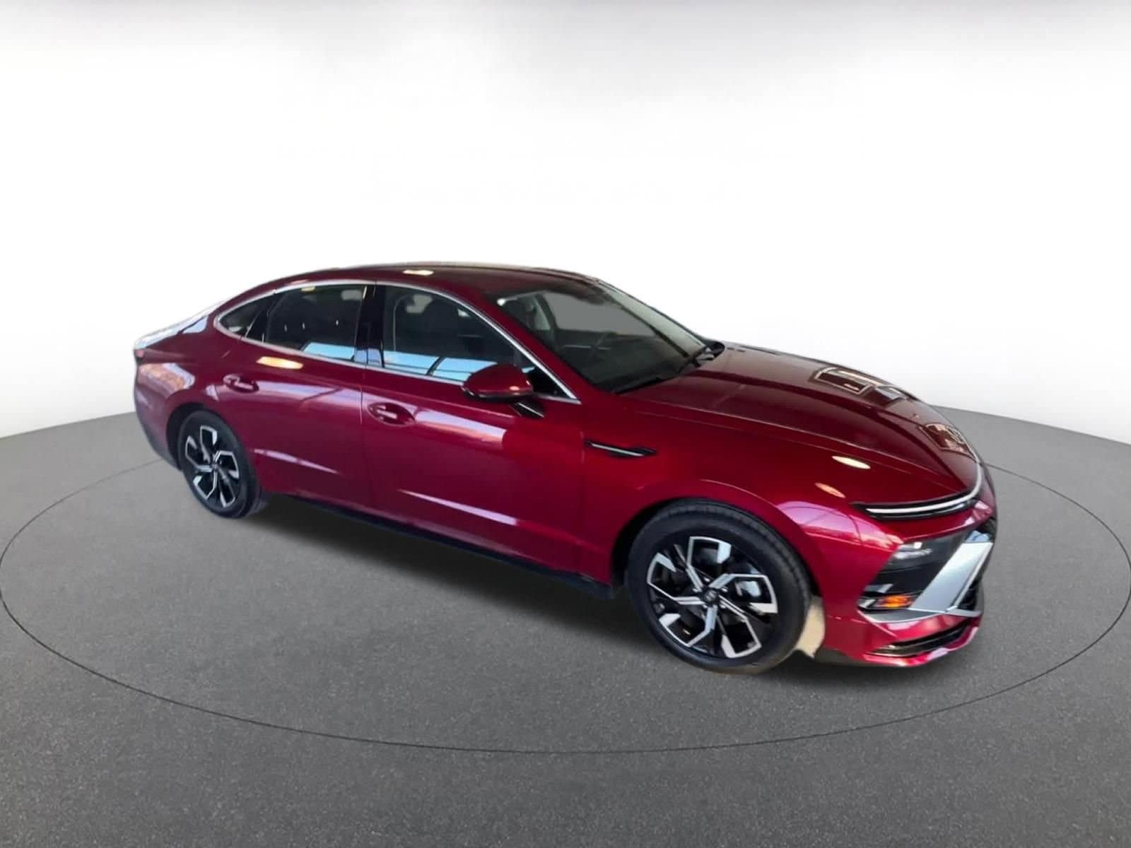 Thumbnail: 2025 Hyundai Sonata - 2