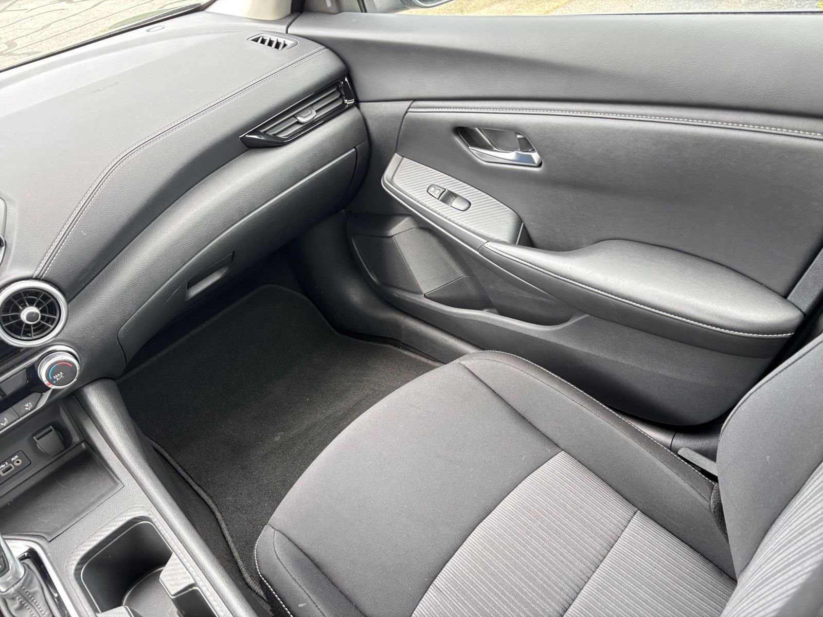 2024 Nissan Sentra SV 34