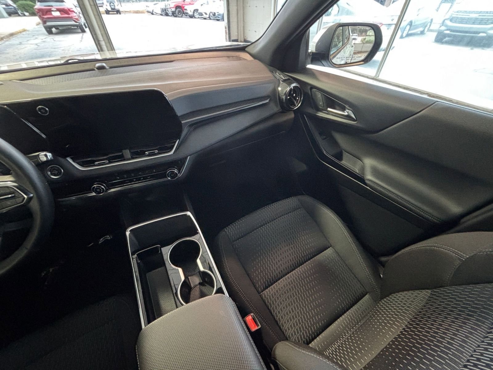 Thumbnail: 2025 Chevrolet Equinox - 34