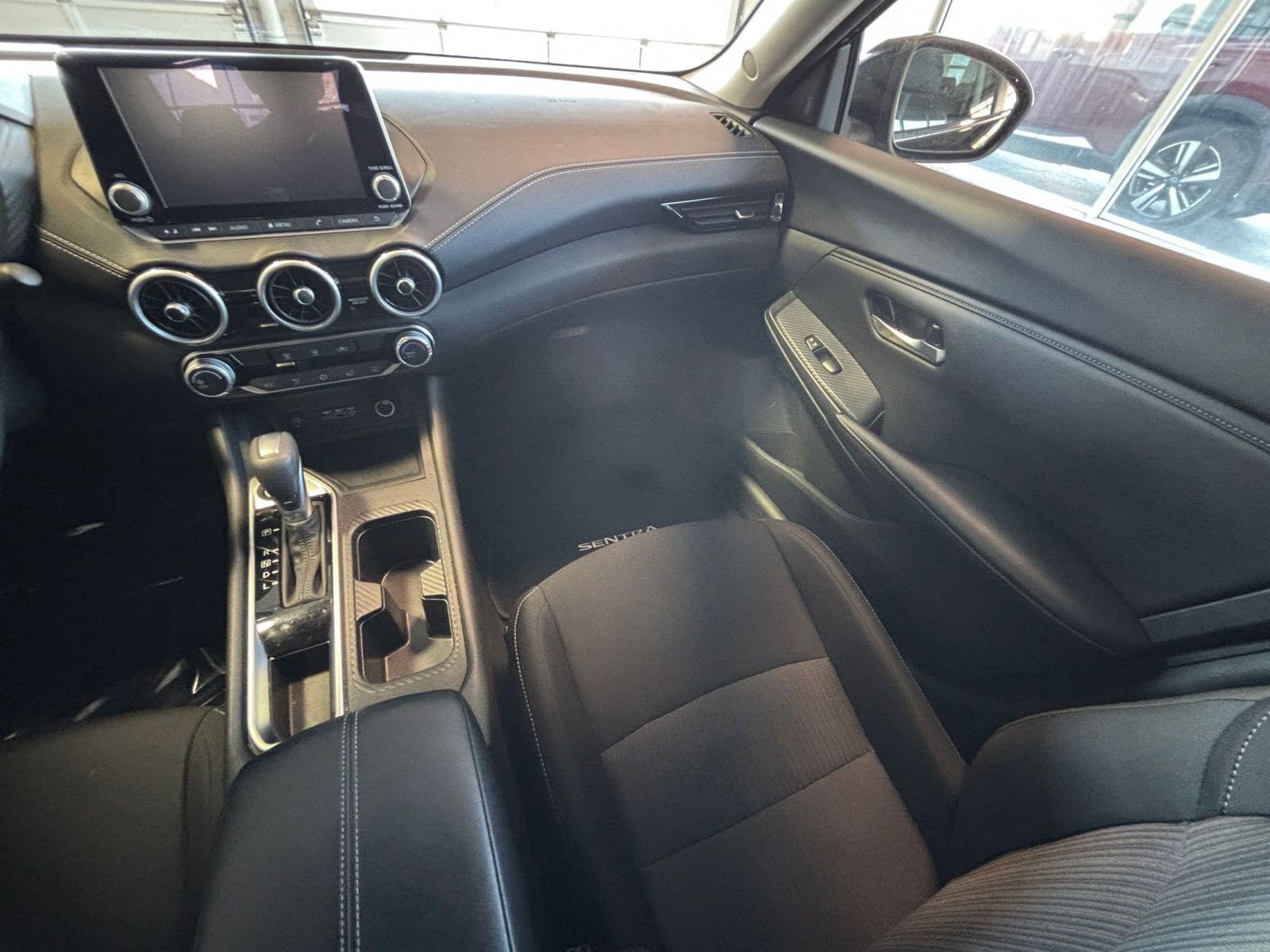 Thumbnail: 2025 Nissan Sentra - 34