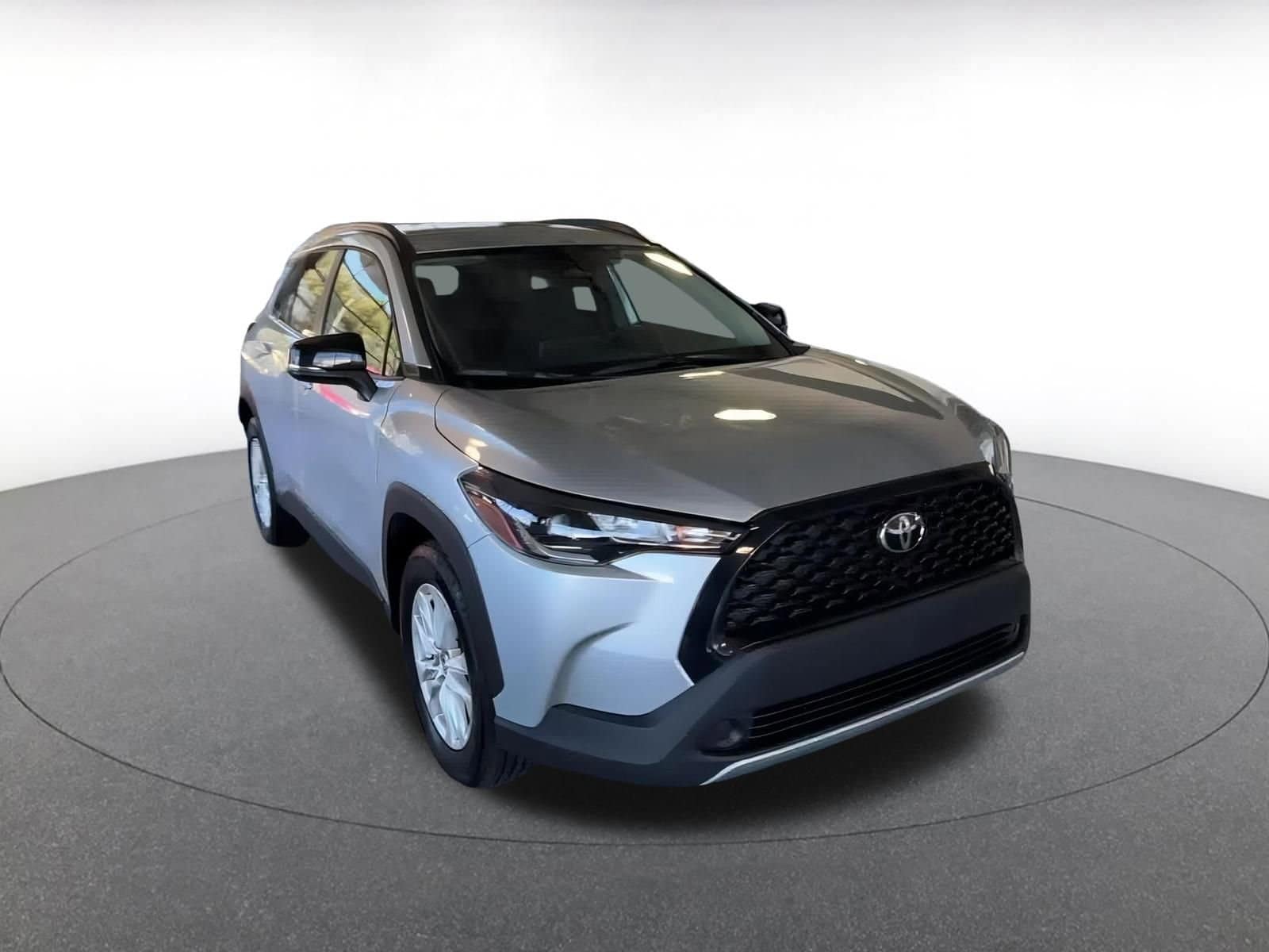 Thumbnail: 2025 Toyota Corolla Cross - 3