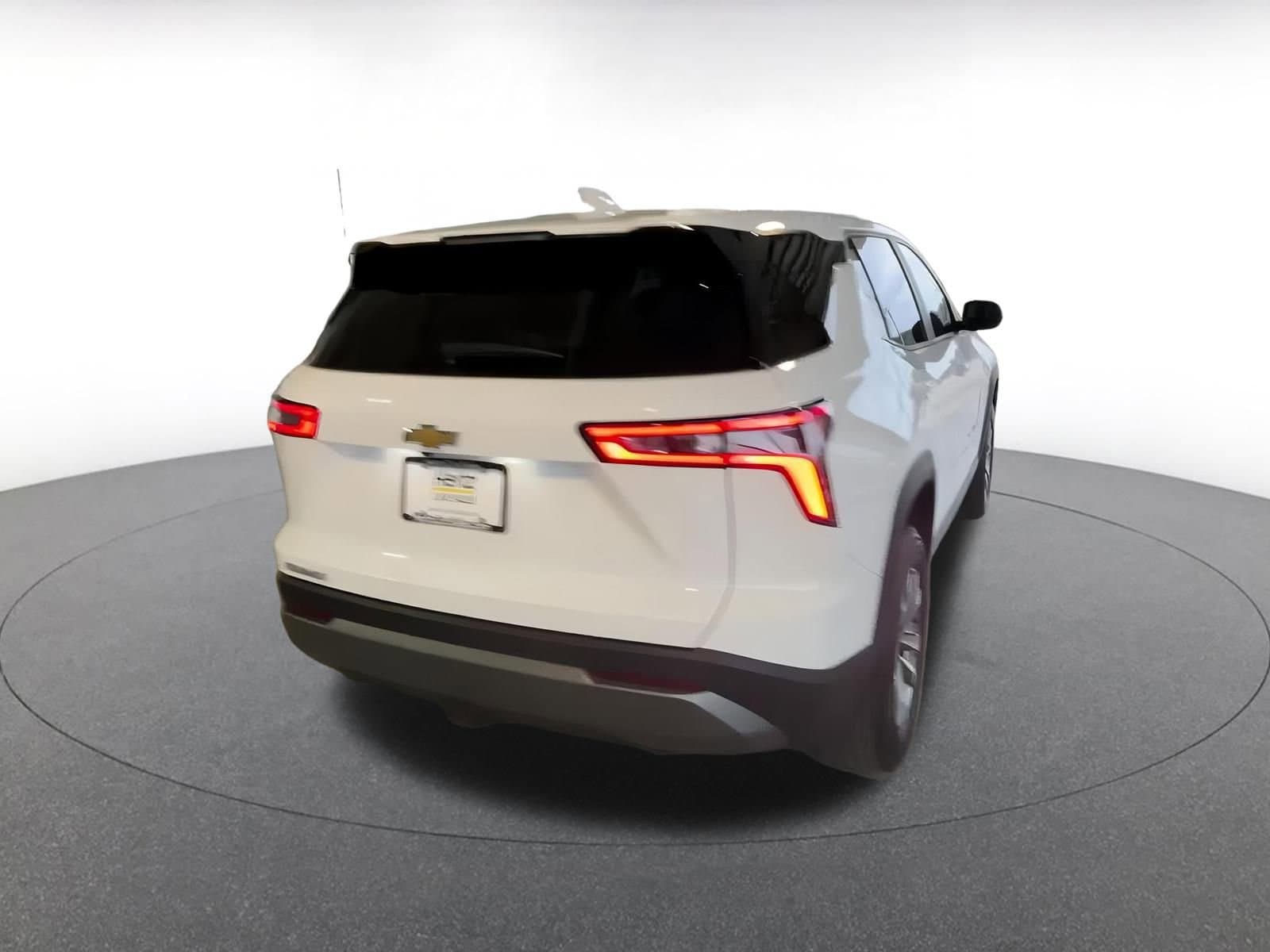 Thumbnail: 2025 Chevrolet Equinox - 13