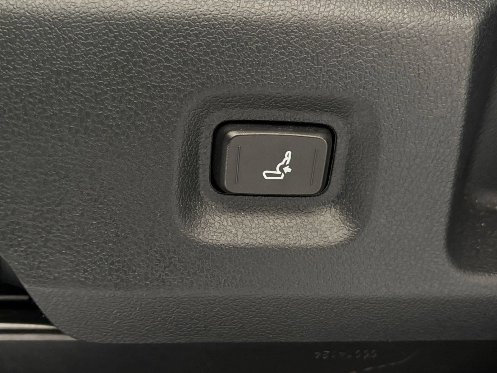 Thumbnail: 2025 Toyota Tacoma - 23