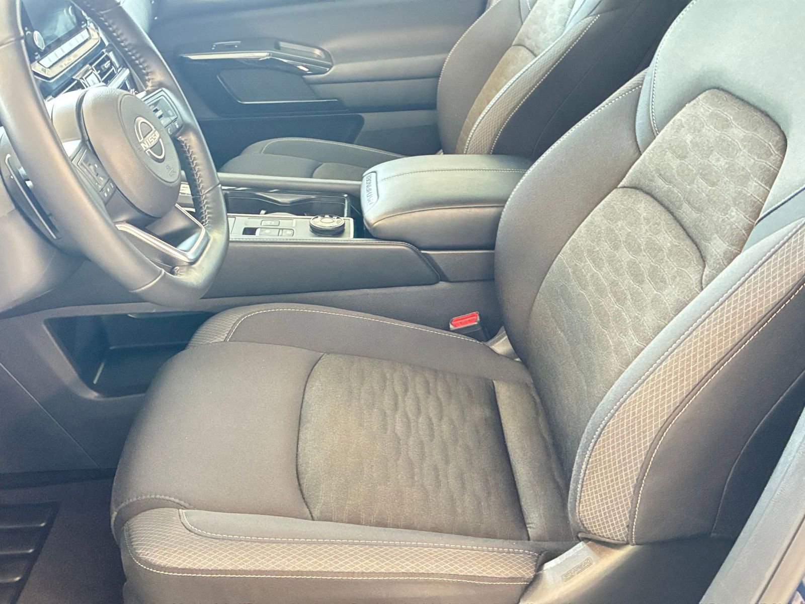 Thumbnail: 2025 Nissan Pathfinder - 34