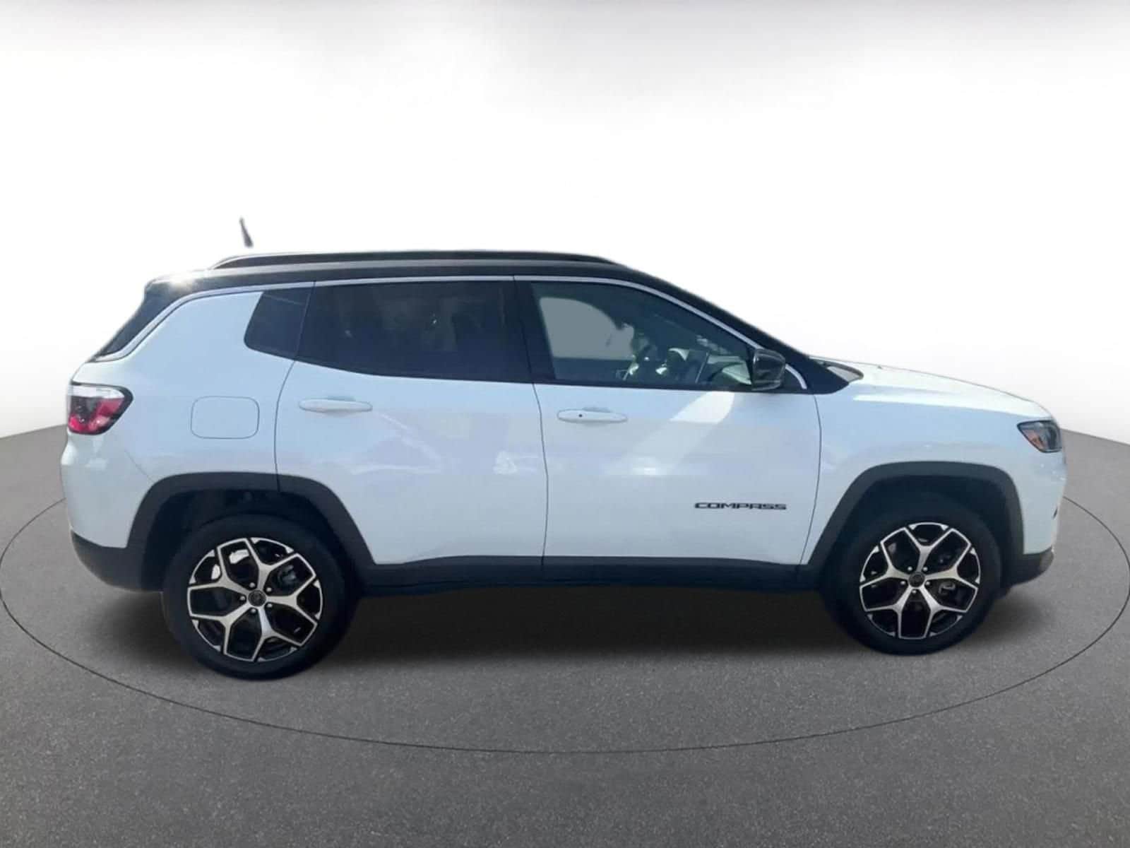 Thumbnail: 2025 Jeep Compass - 16