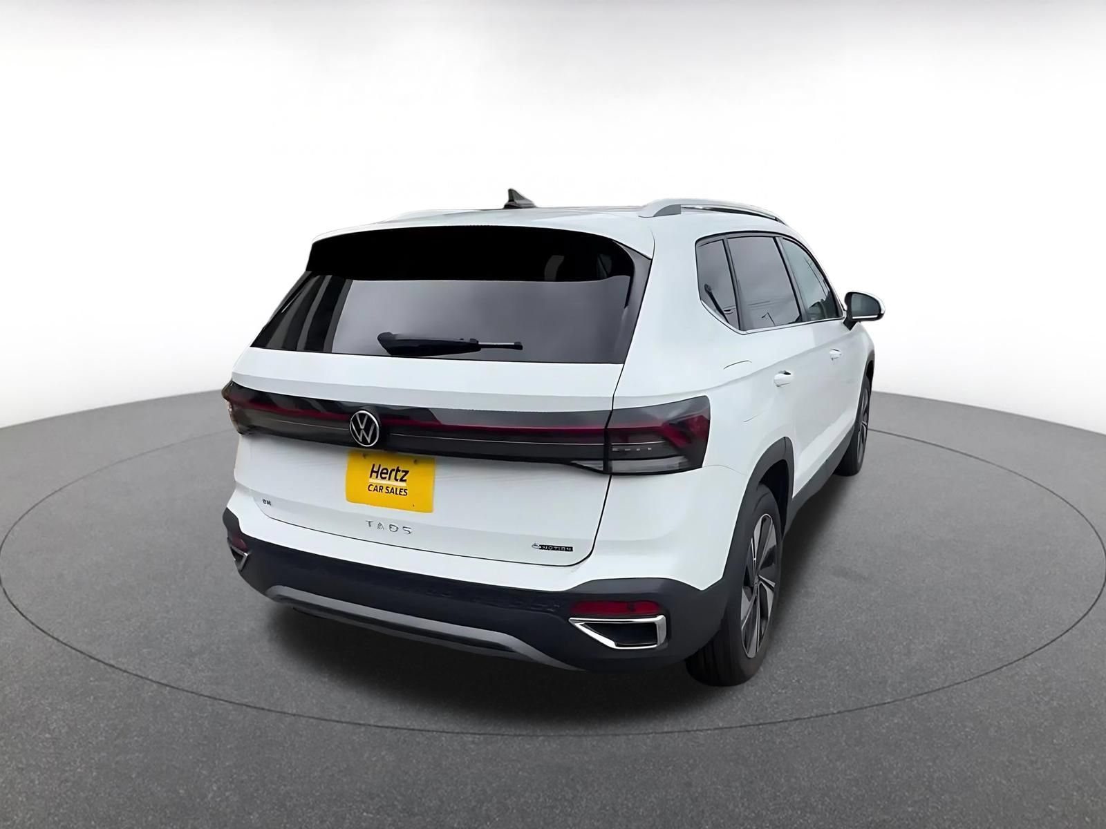 Thumbnail: 2025 Volkswagen Taos - 11