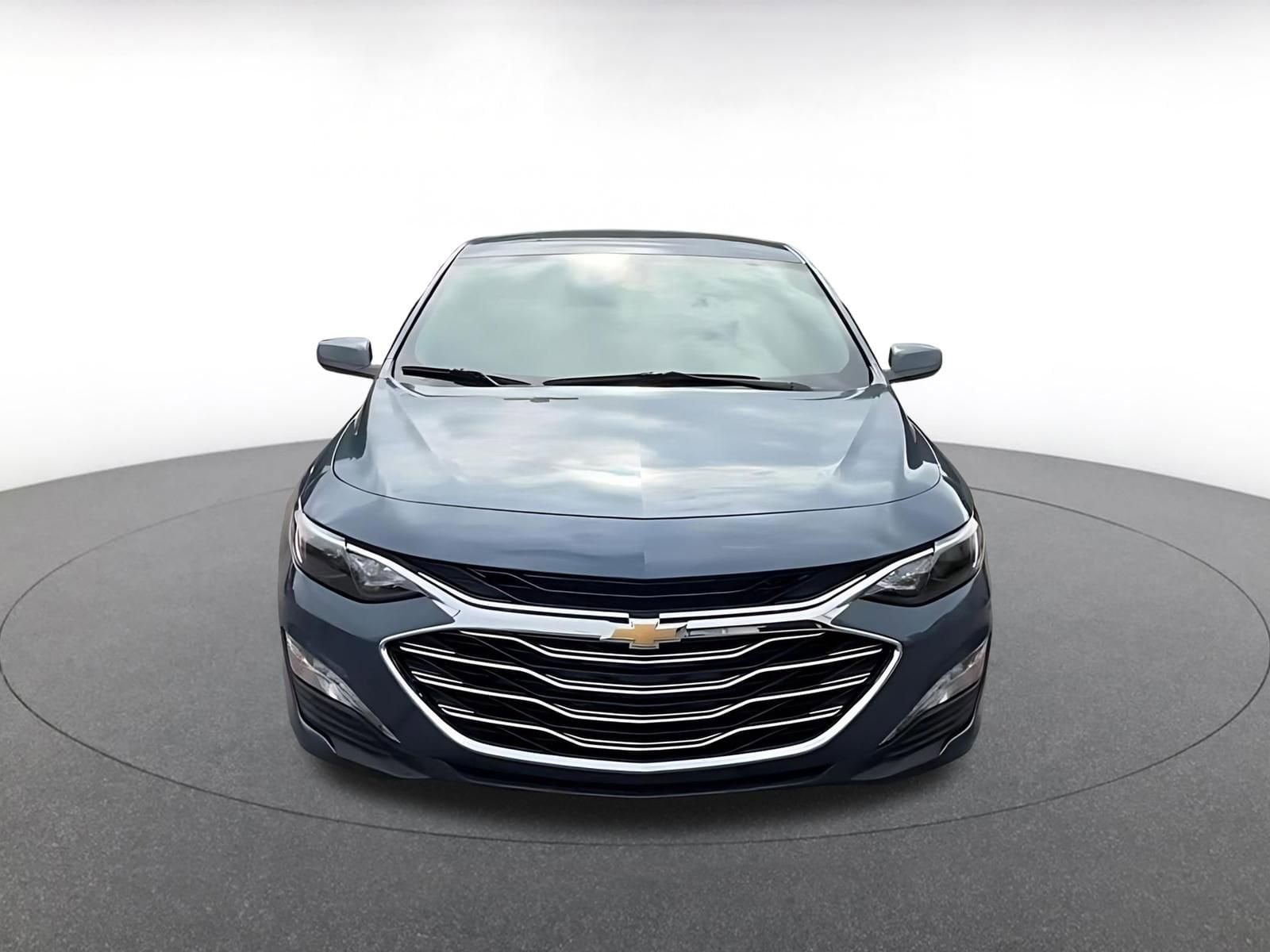 Thumbnail: 2024 Chevrolet Malibu - 5