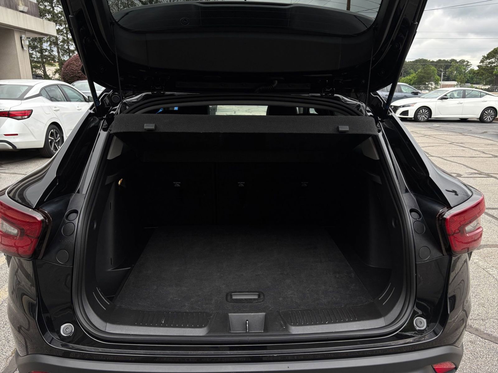 Thumbnail: 2025 Chevrolet Trax - 35
