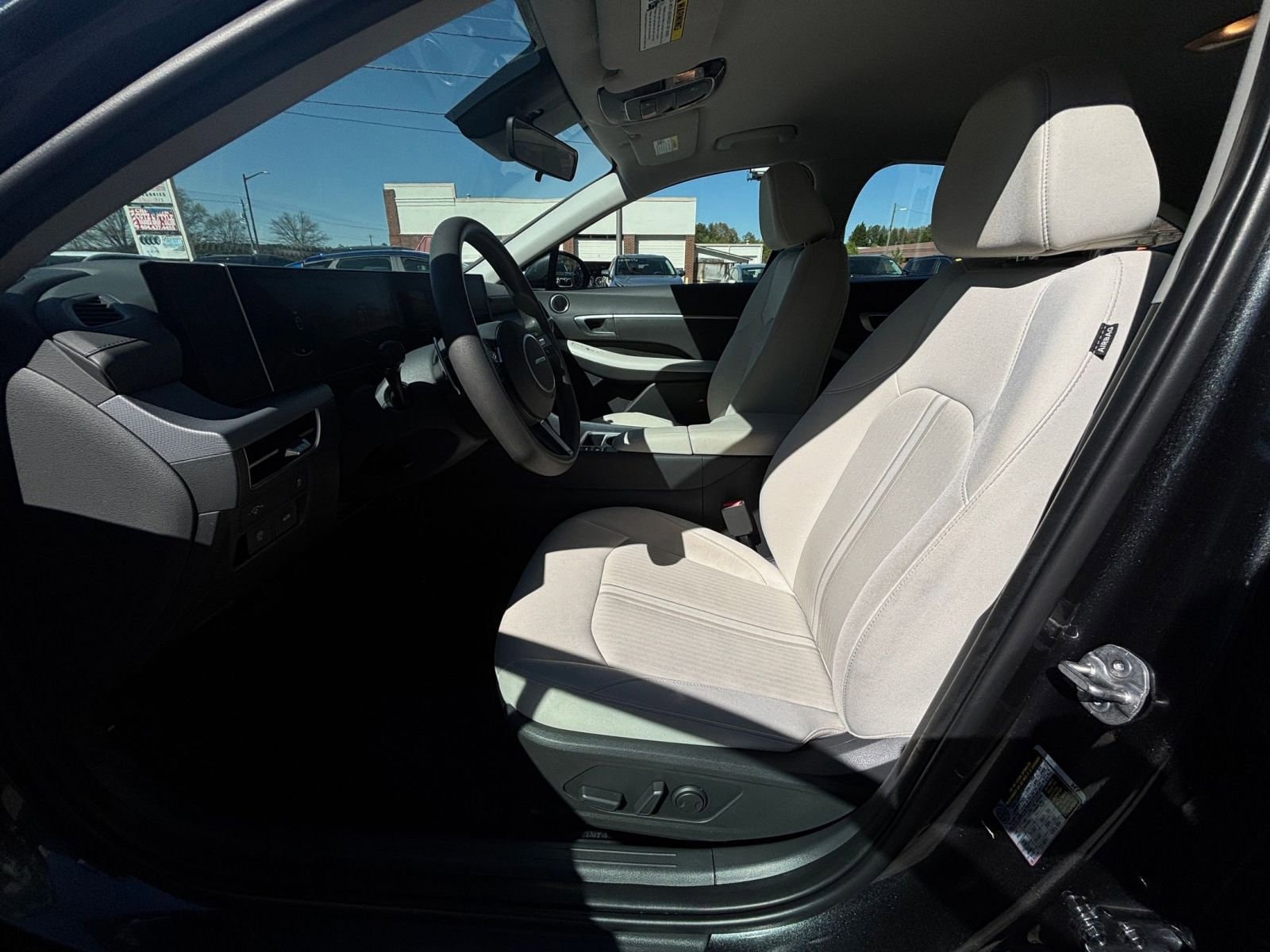 Thumbnail: 2025 Hyundai Sonata - 33