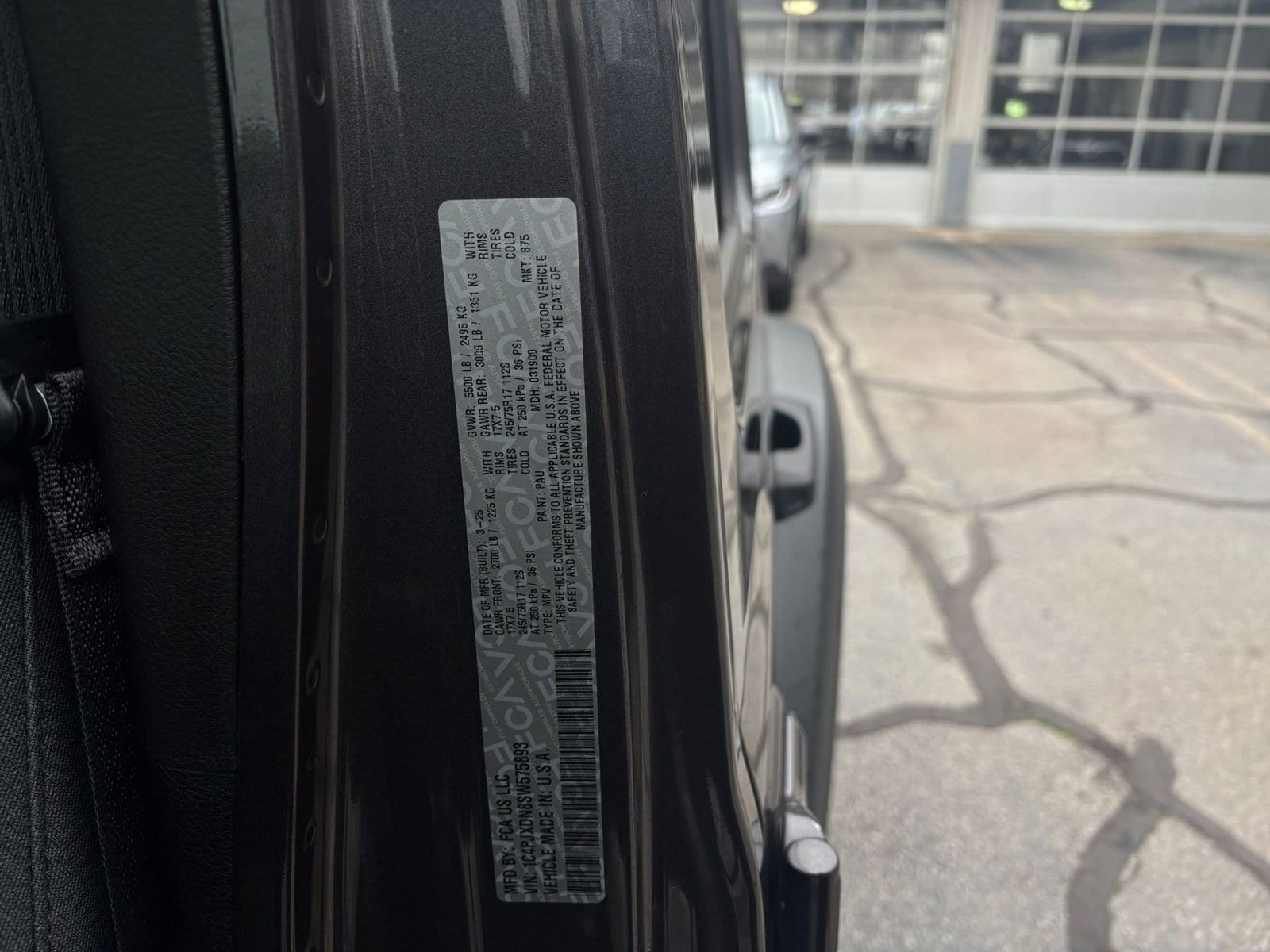 Thumbnail: 2025 Jeep Wrangler - 31