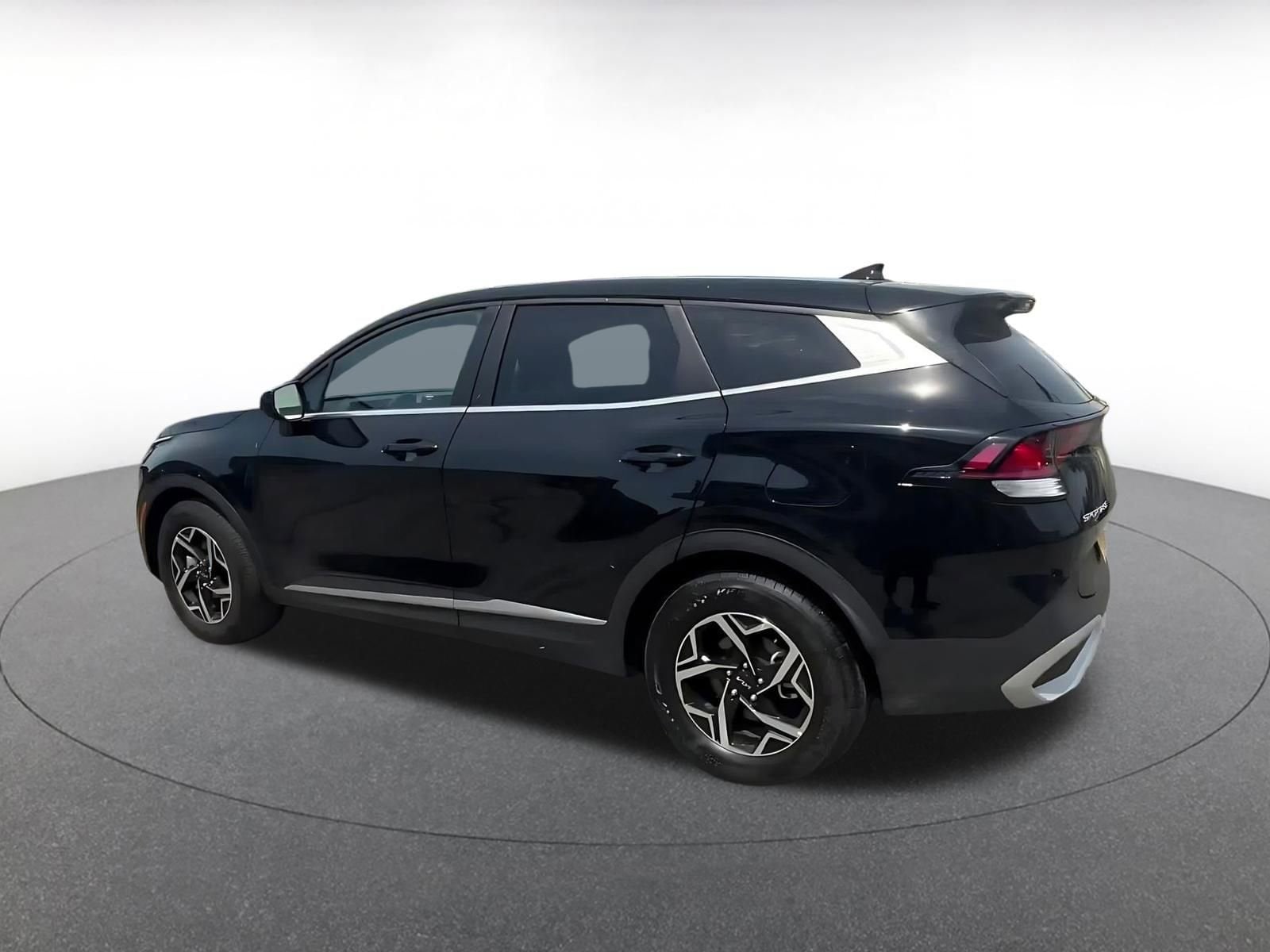 Thumbnail: 2025 Kia Sportage - 10