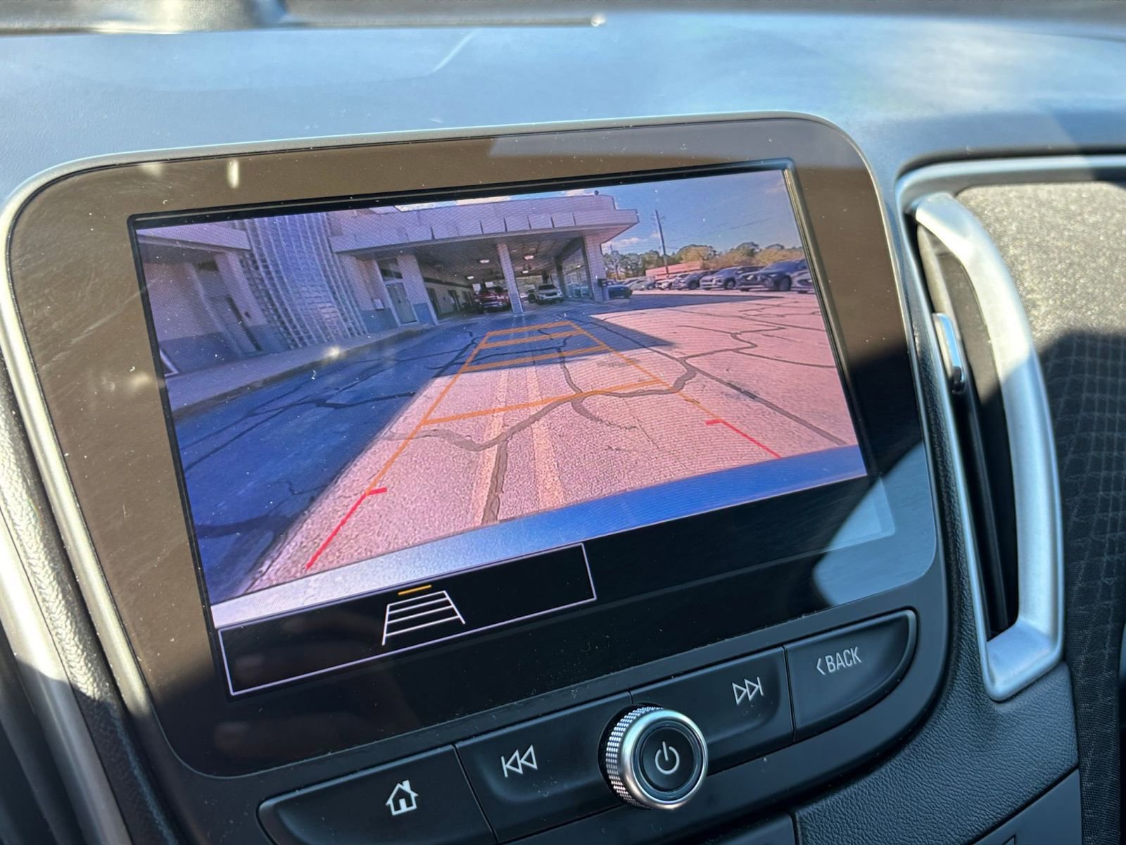 Thumbnail: 2024 Chevrolet Malibu - 17