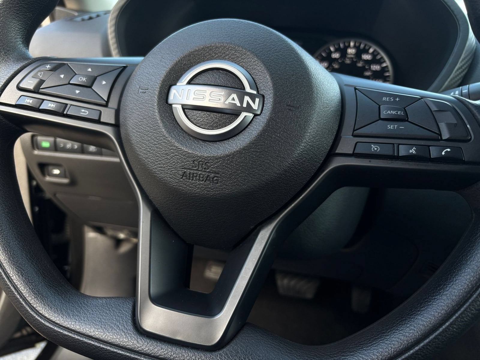 Thumbnail: 2025 Nissan Sentra - 21