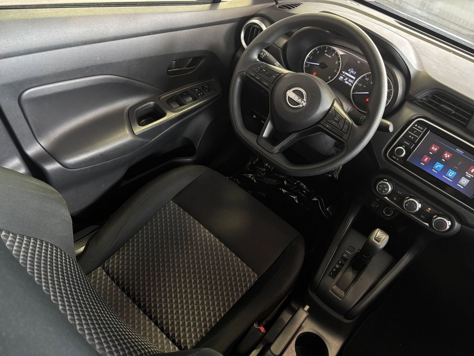 2024 Nissan Versa S 33