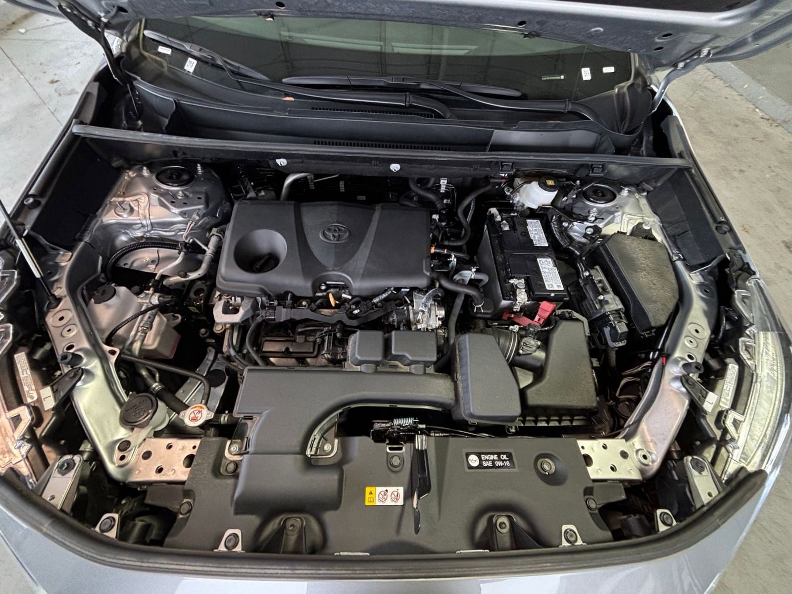 Thumbnail: 2025 Toyota RAV4 - 34