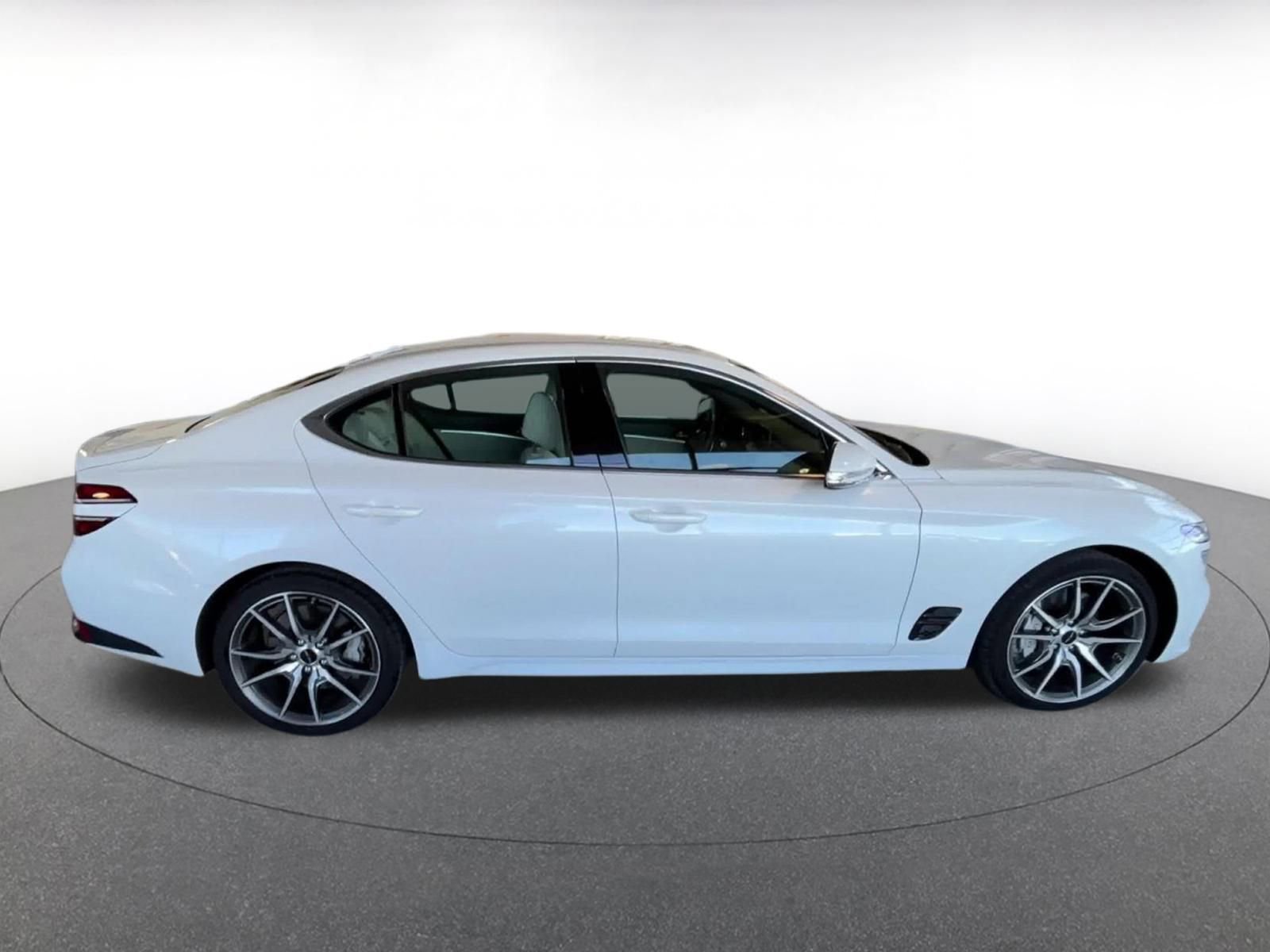 Thumbnail: 2025 Genesis G70 - 16