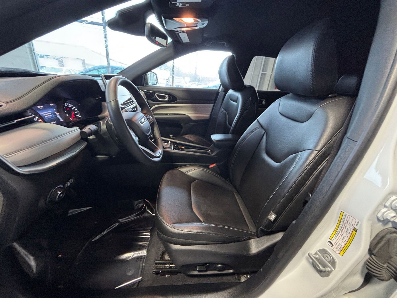 Thumbnail: 2025 Jeep Compass - 28