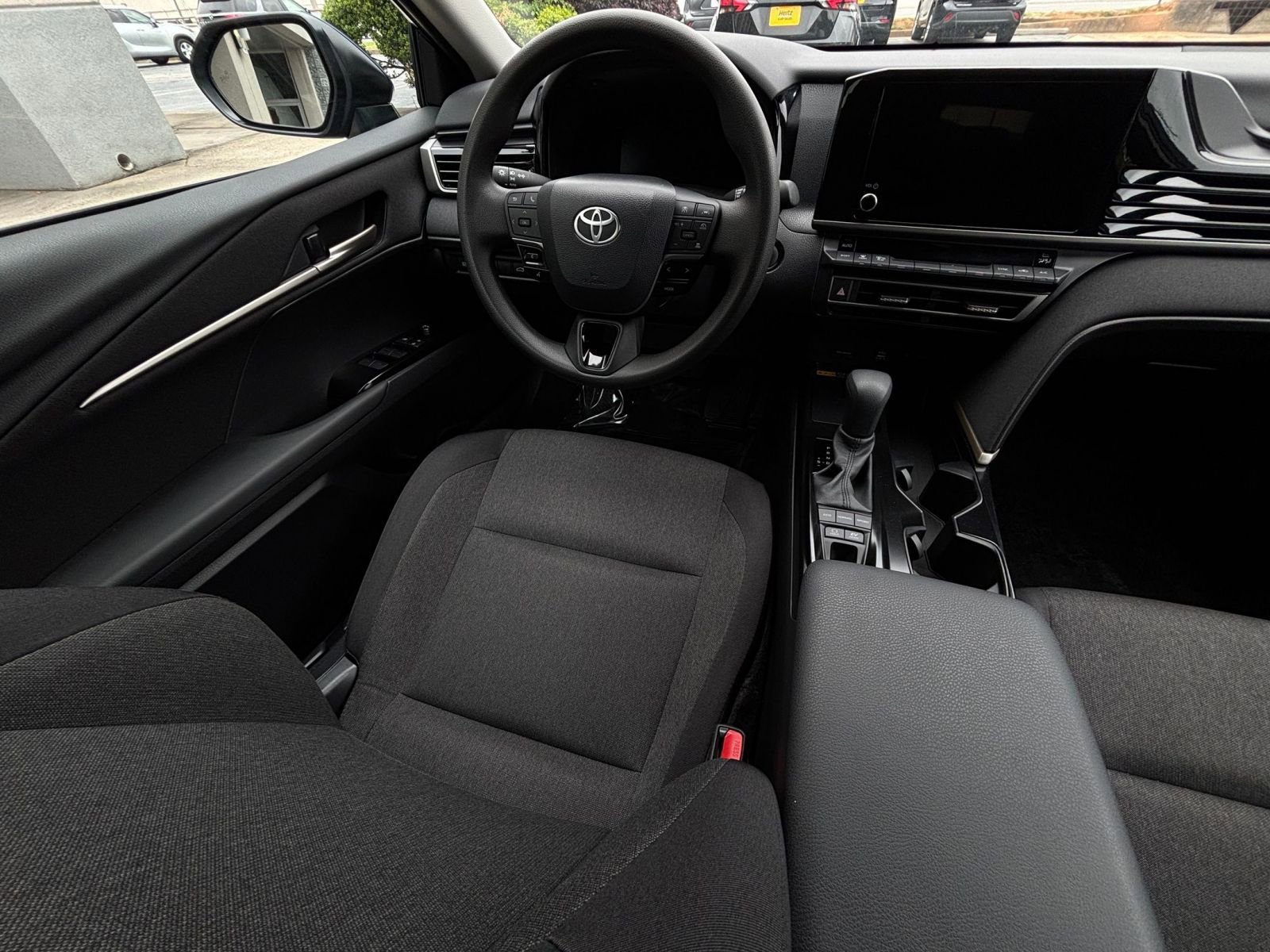 Thumbnail: 2025 Toyota Camry - 33