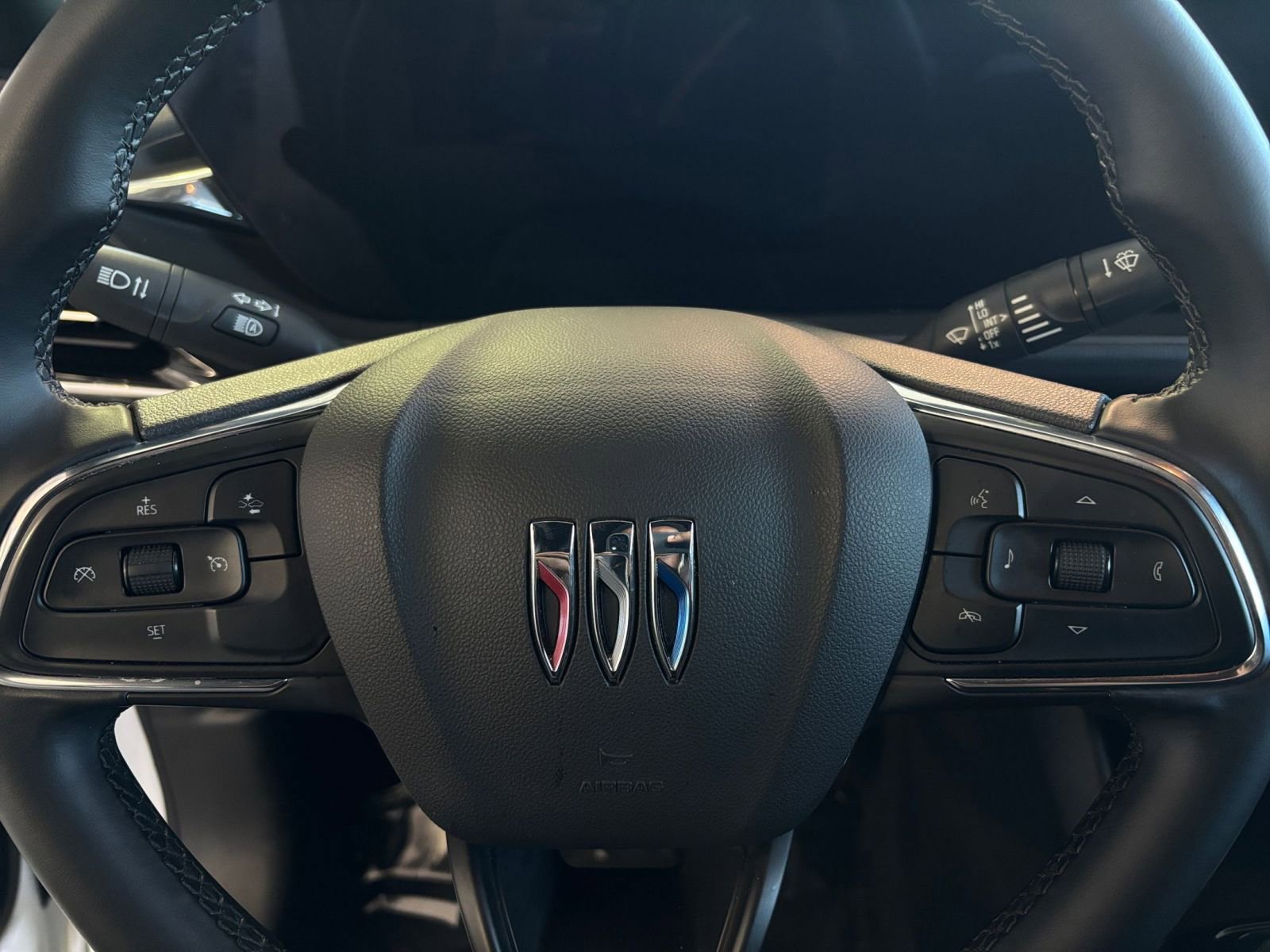 Thumbnail: 2025 Buick Envista - 32