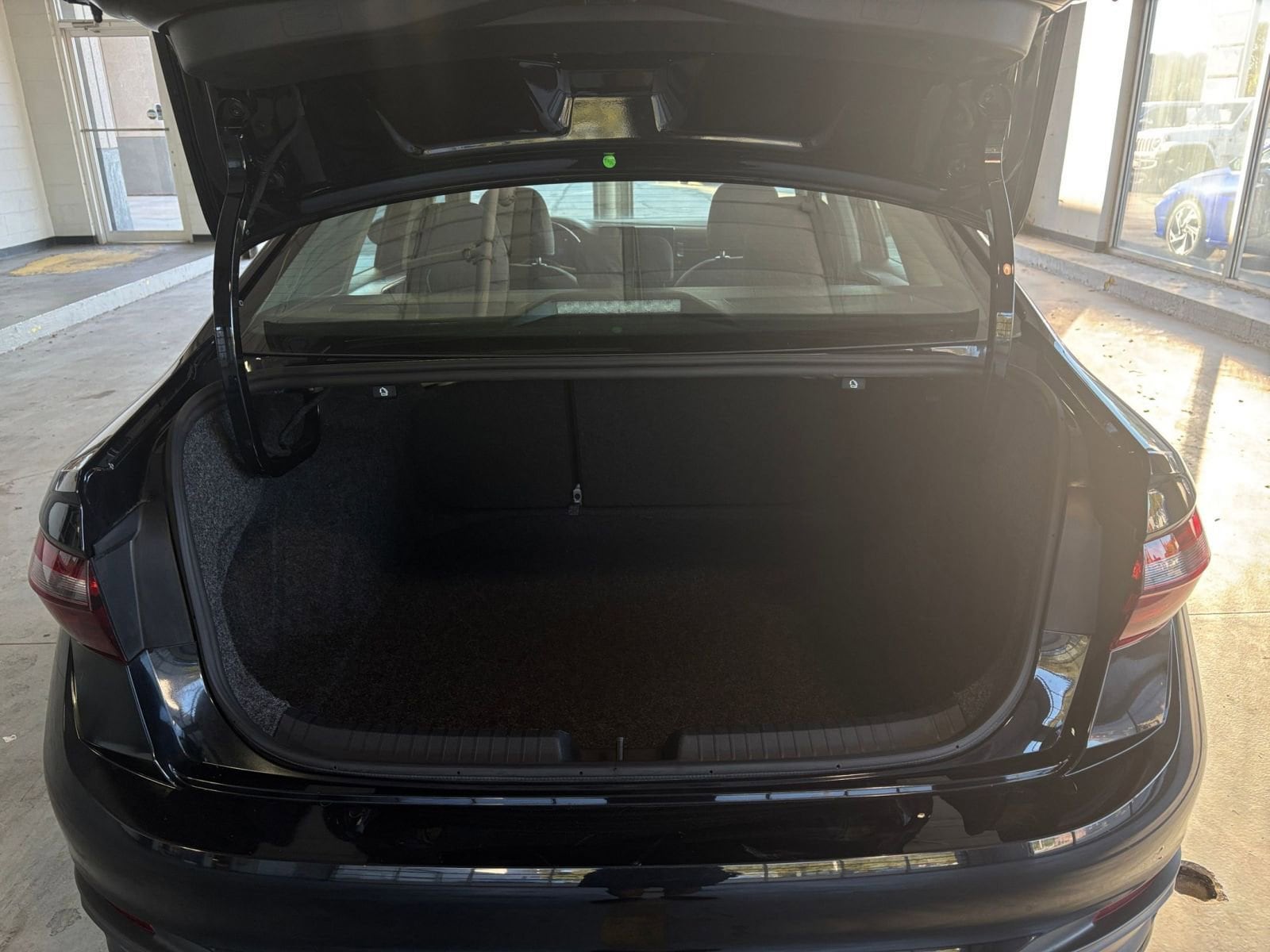 Thumbnail: 2025 Volkswagen Jetta - 29