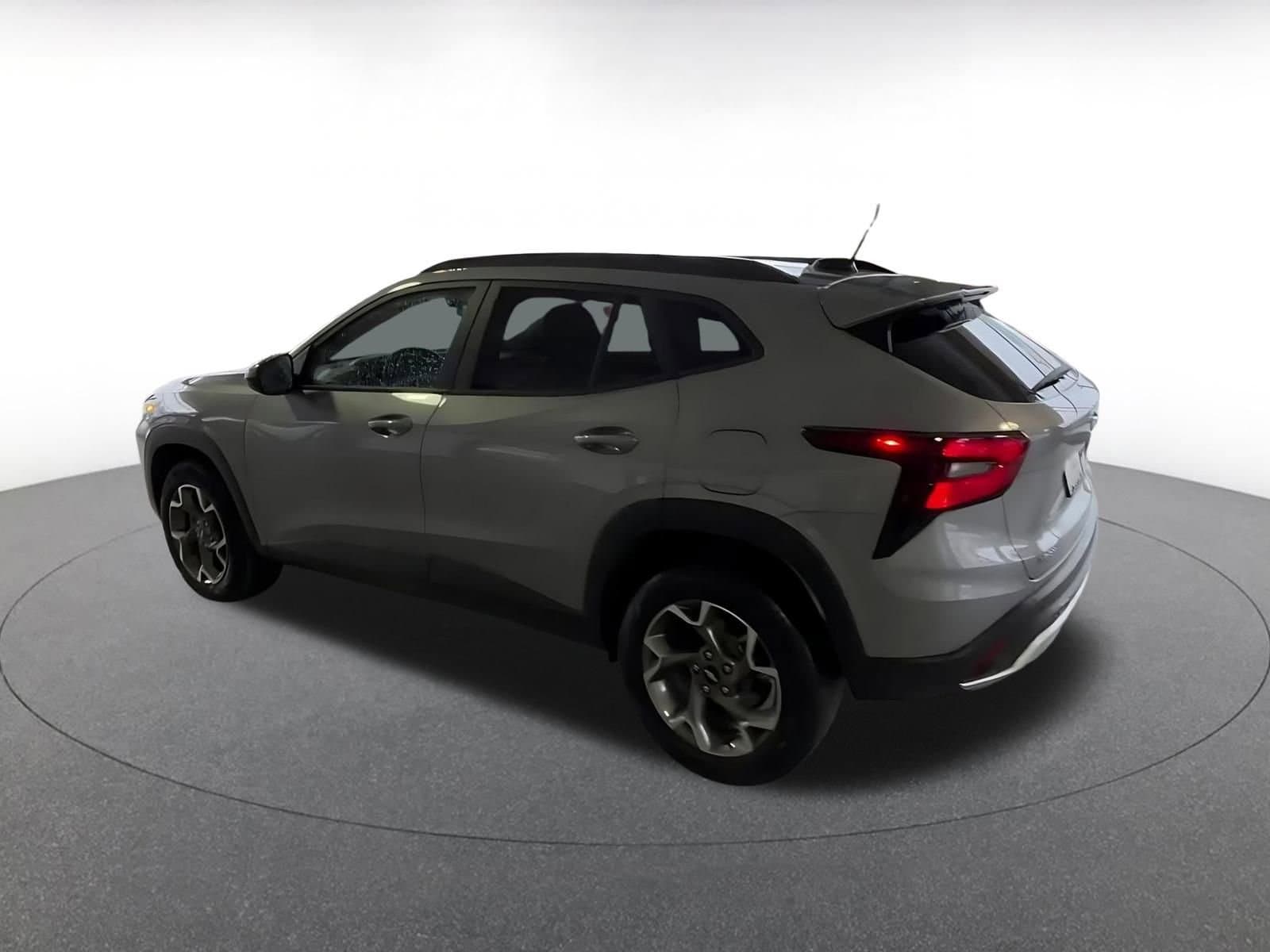 Thumbnail: 2025 Chevrolet Trax - 10