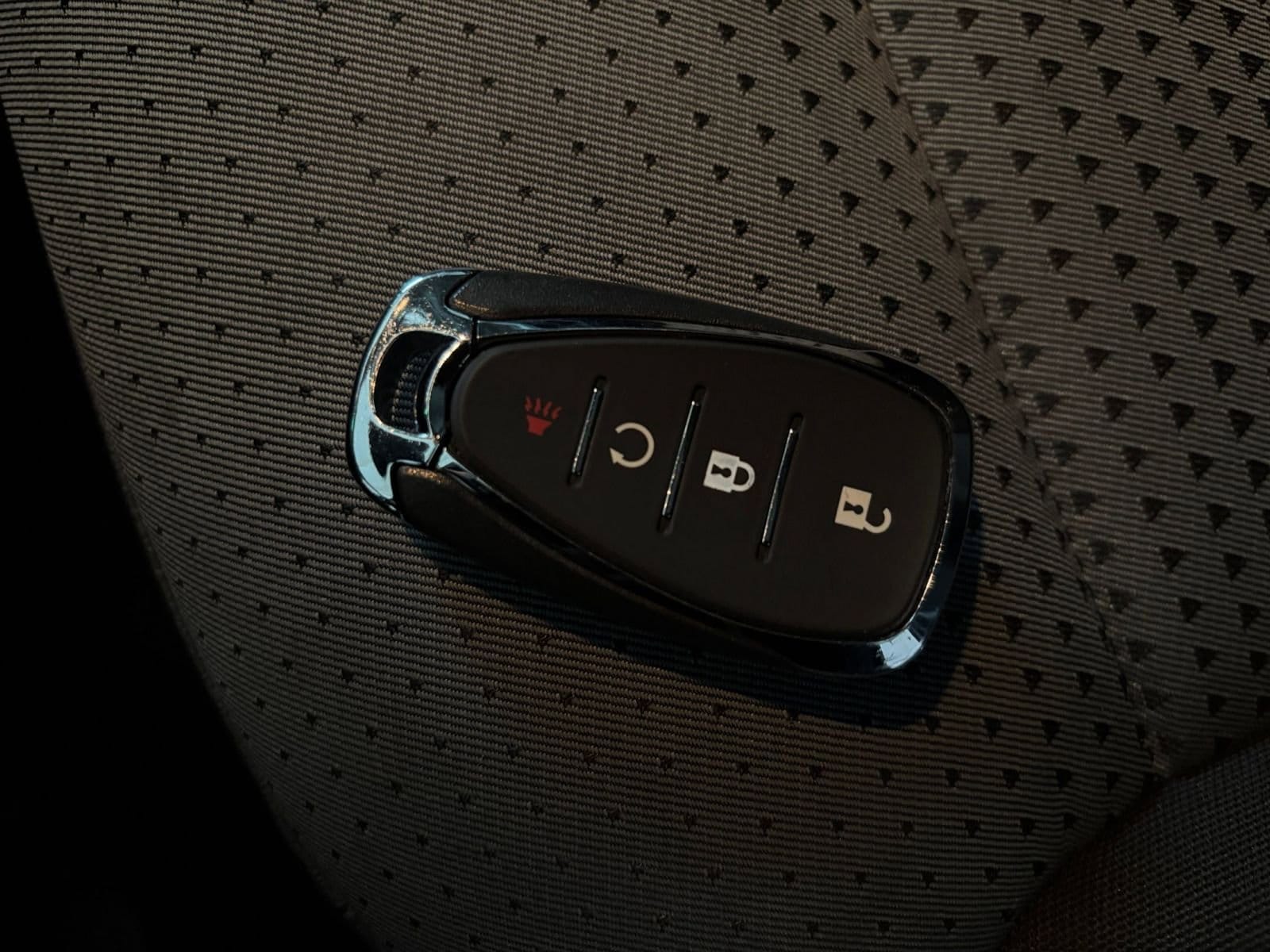 Thumbnail: 2025 Chevrolet Trax - 22