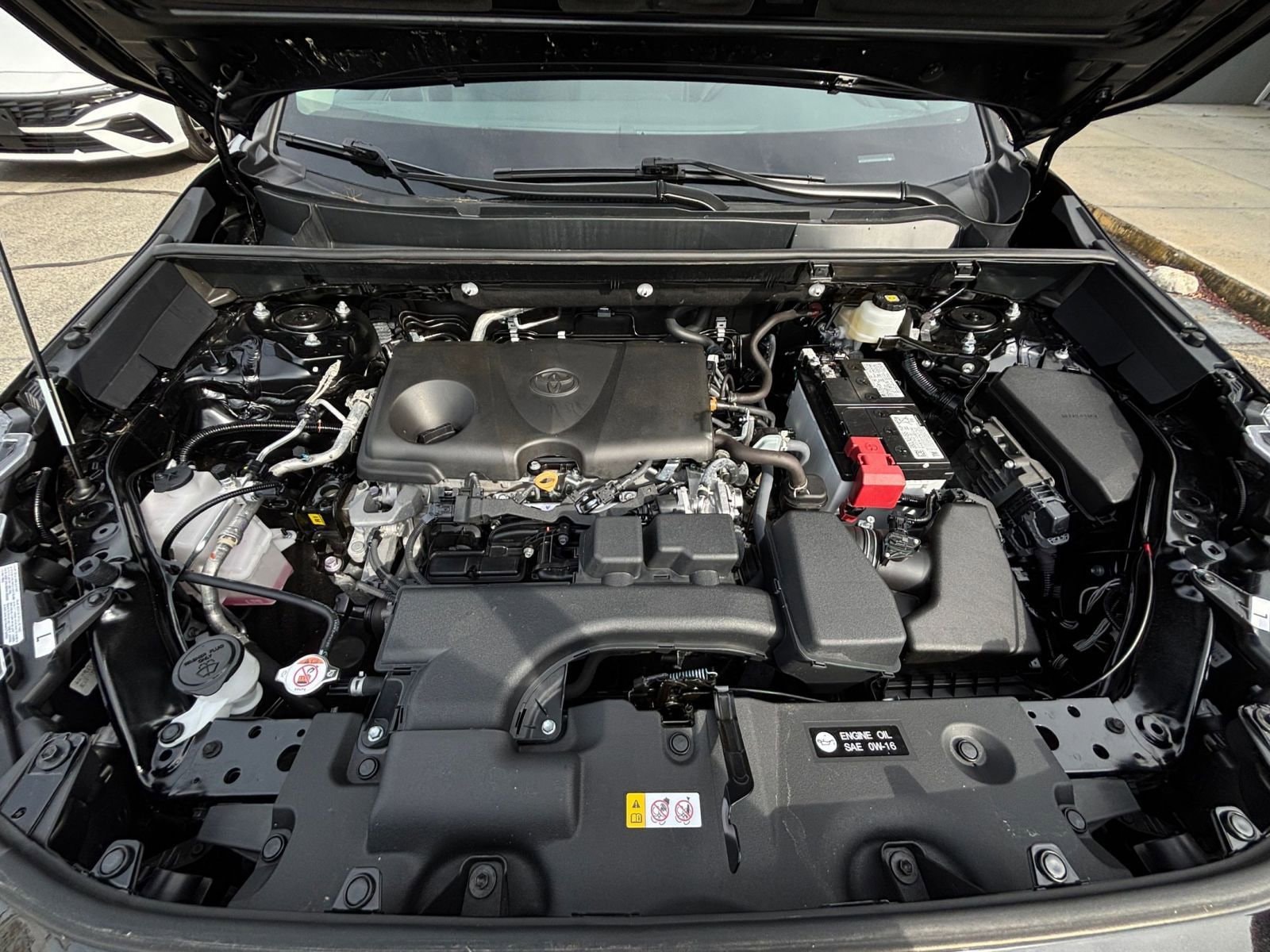 Thumbnail: 2025 Toyota RAV4 - 33