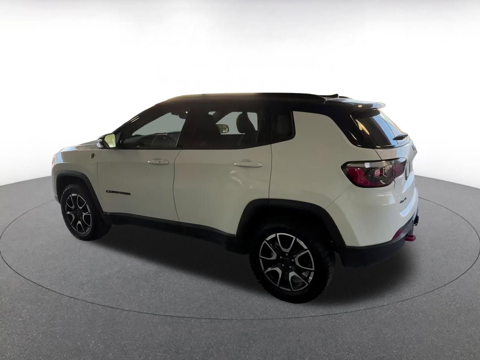 Thumbnail: 2025 Jeep Compass - 10