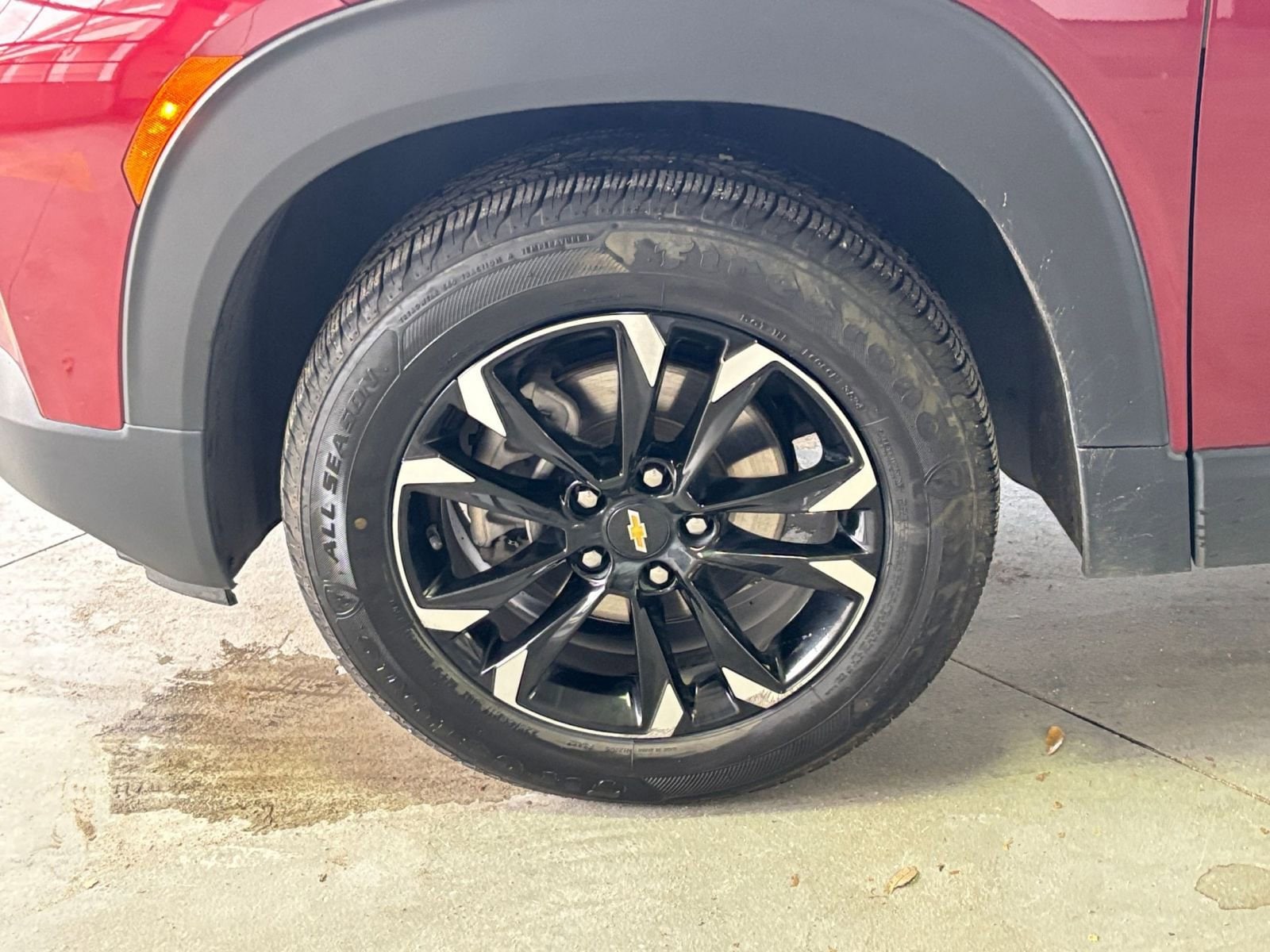 Thumbnail: 2023 Chevrolet TrailBlazer - 30