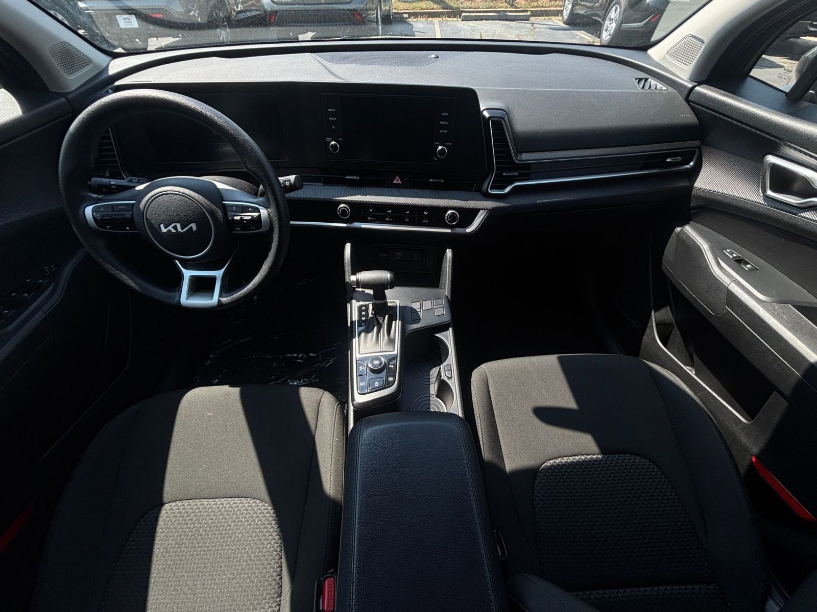 Thumbnail: 2025 Kia Sportage - 32