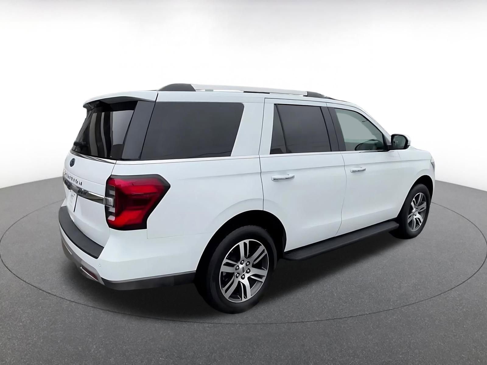 Thumbnail: 2024 Ford Expedition - 20