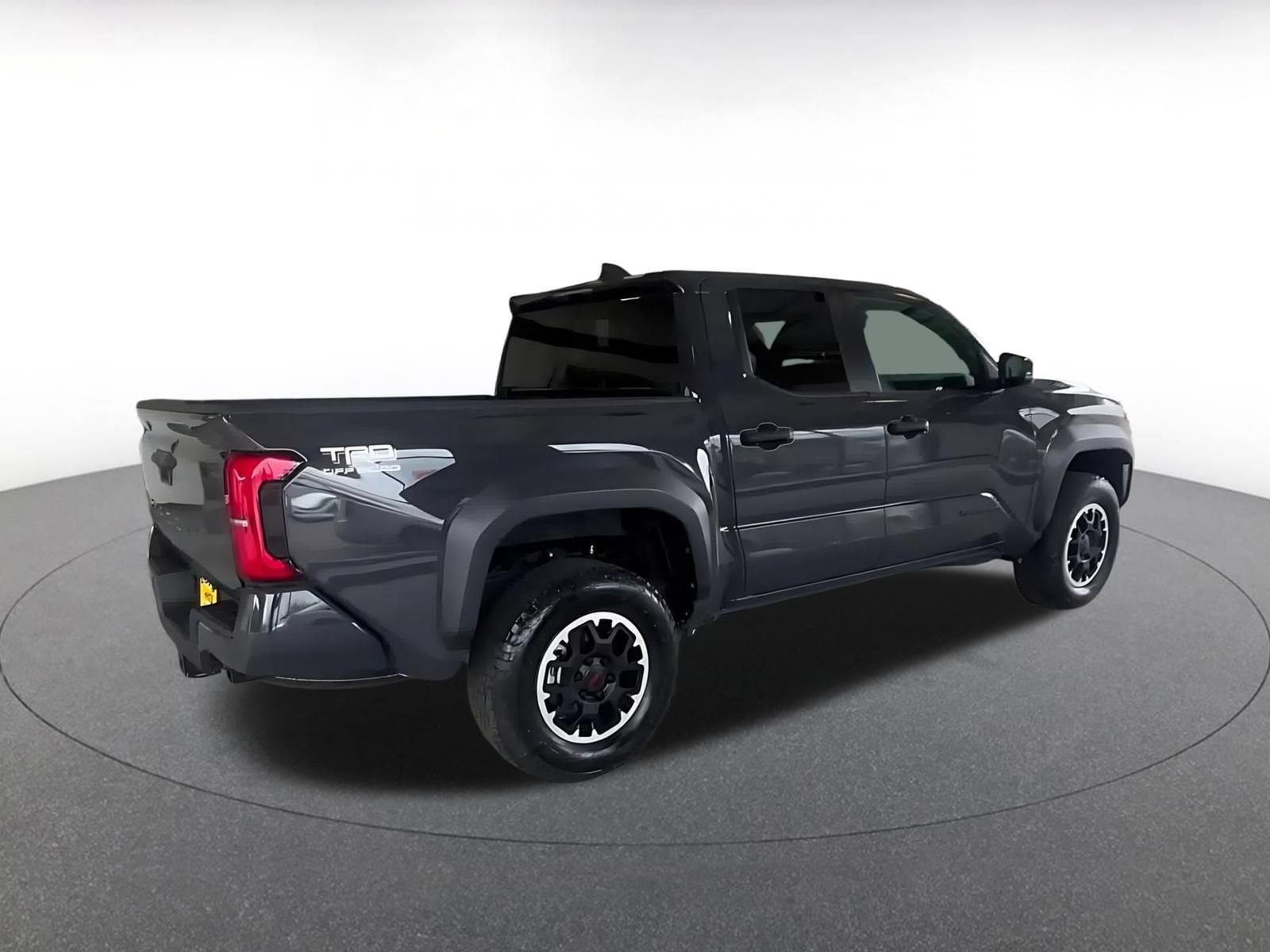 Thumbnail: 2024 Toyota Tacoma - 11
