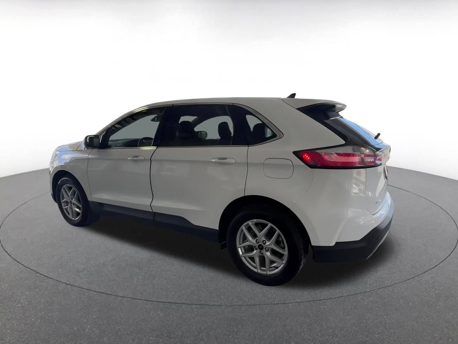 Thumbnail: 2024 Ford Edge - 10