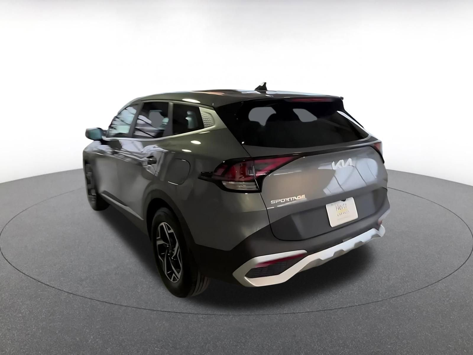 Thumbnail: 2025 Kia Sportage - 17