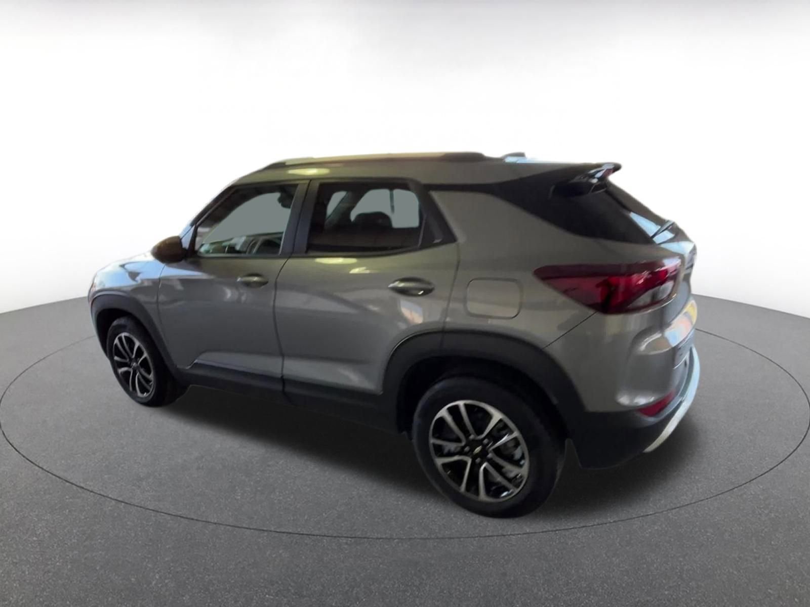 Thumbnail: 2025 Chevrolet TrailBlazer - 10