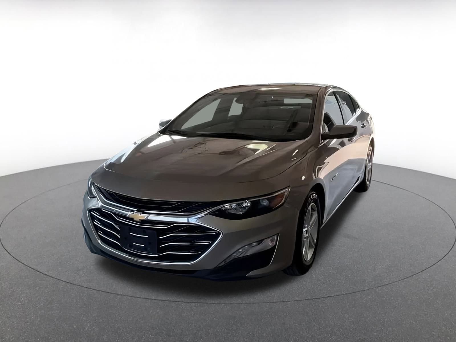 Thumbnail: 2024 Chevrolet Malibu - 6