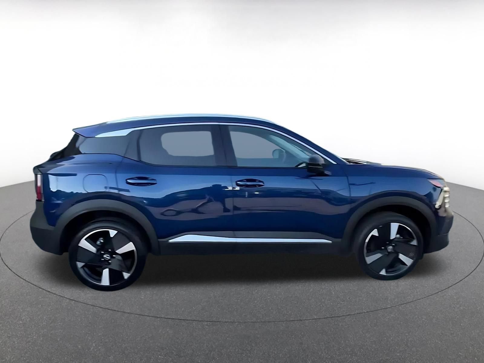 Thumbnail: 2026 Nissan Kicks - 15