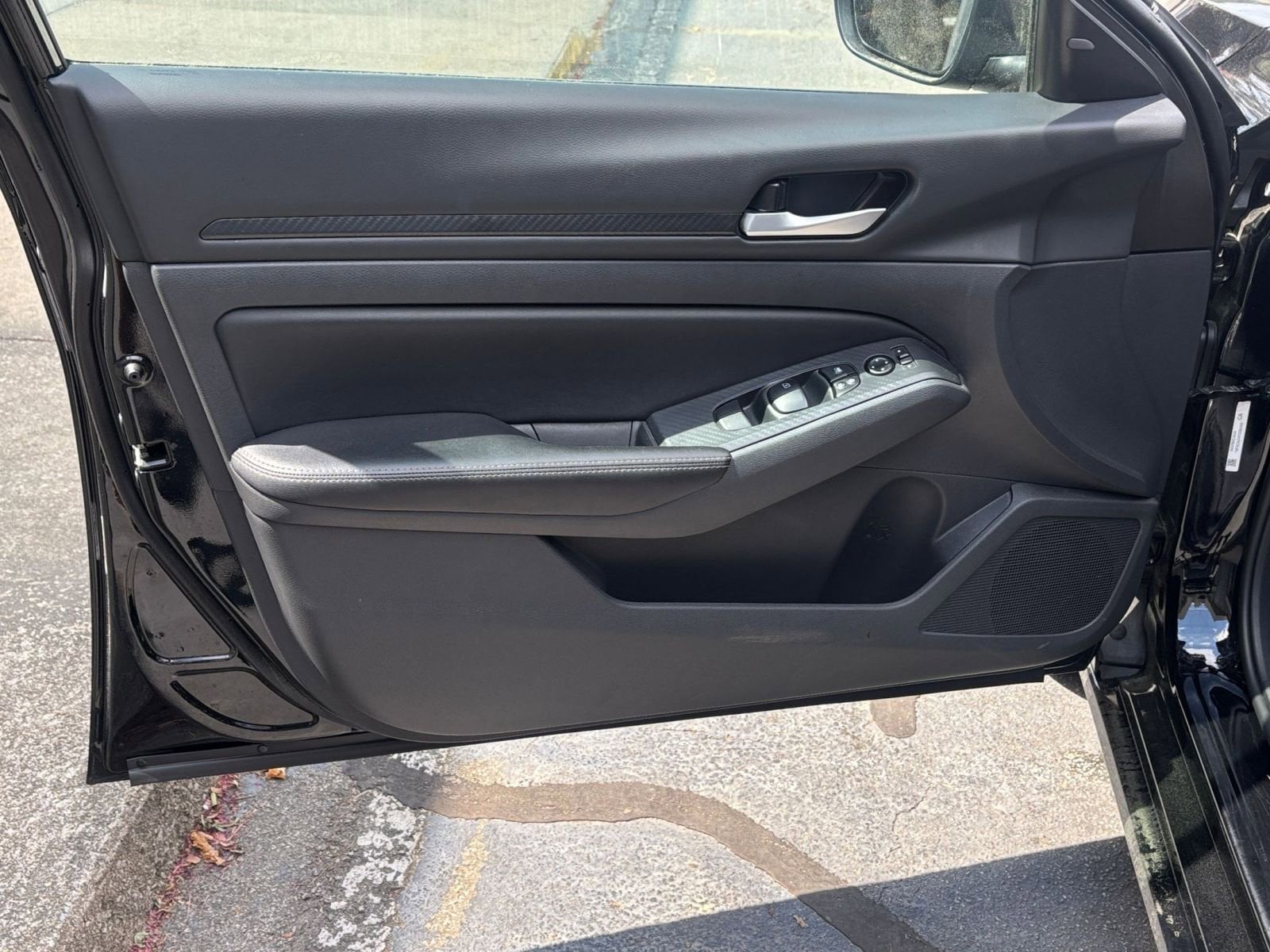 Thumbnail: 2025 Nissan Altima - 18