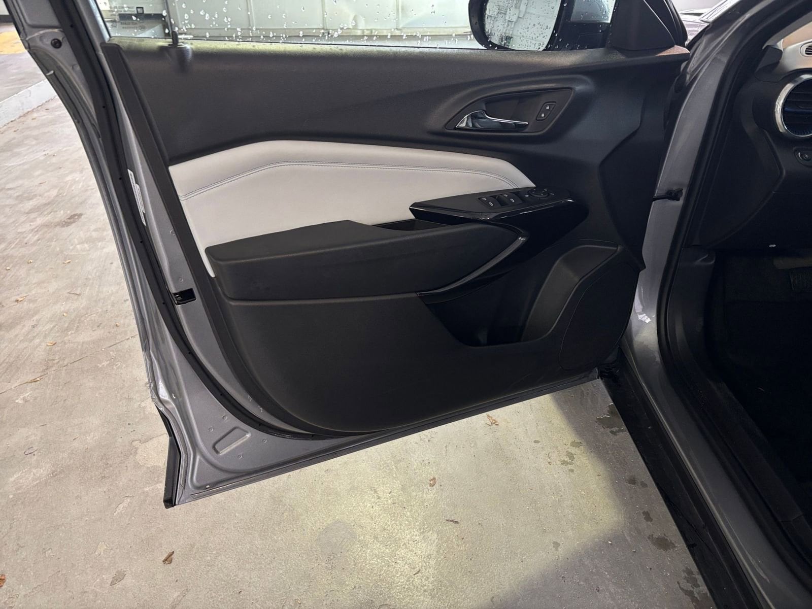 Thumbnail: 2025 Chevrolet Trax - 20