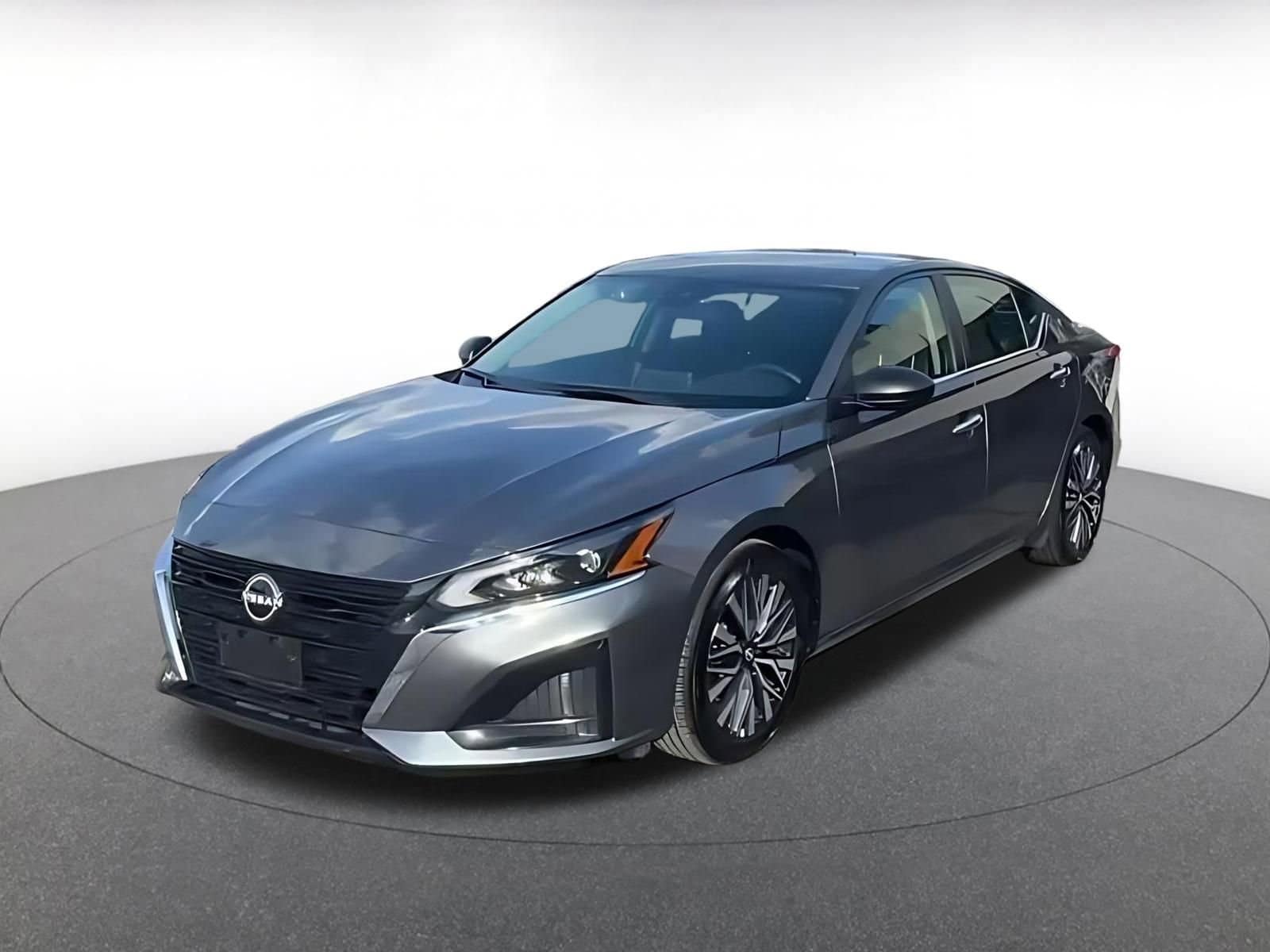 Thumbnail: 2025 Nissan Altima - 6