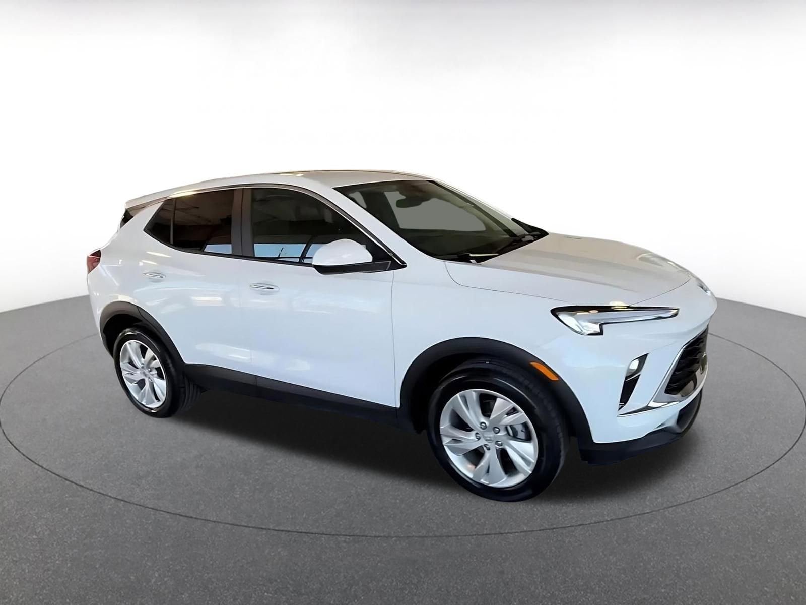 Thumbnail: 2025 Buick Encore GX - 2