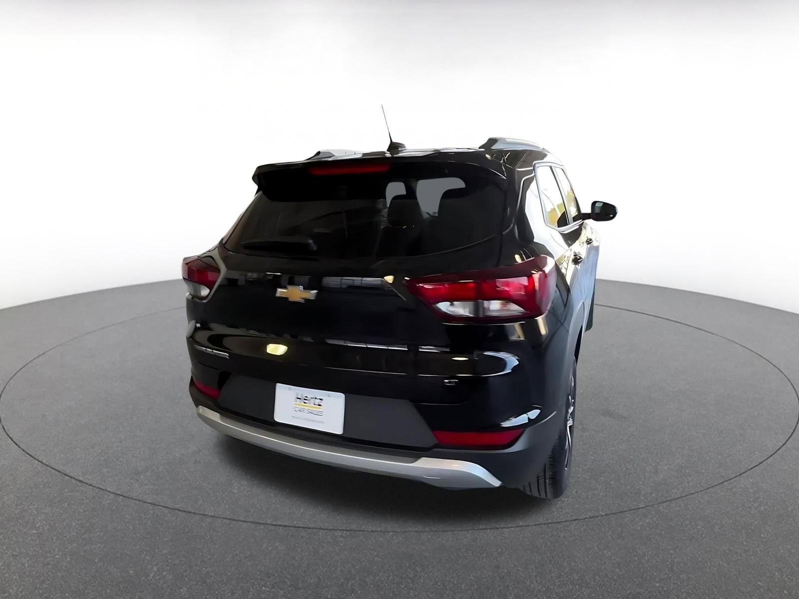 Thumbnail: 2025 Chevrolet TrailBlazer - 17