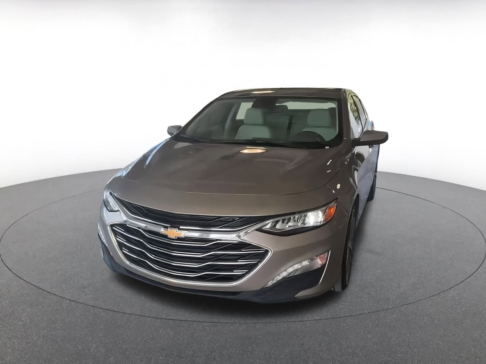 Thumbnail: 2024 Chevrolet Malibu - 6